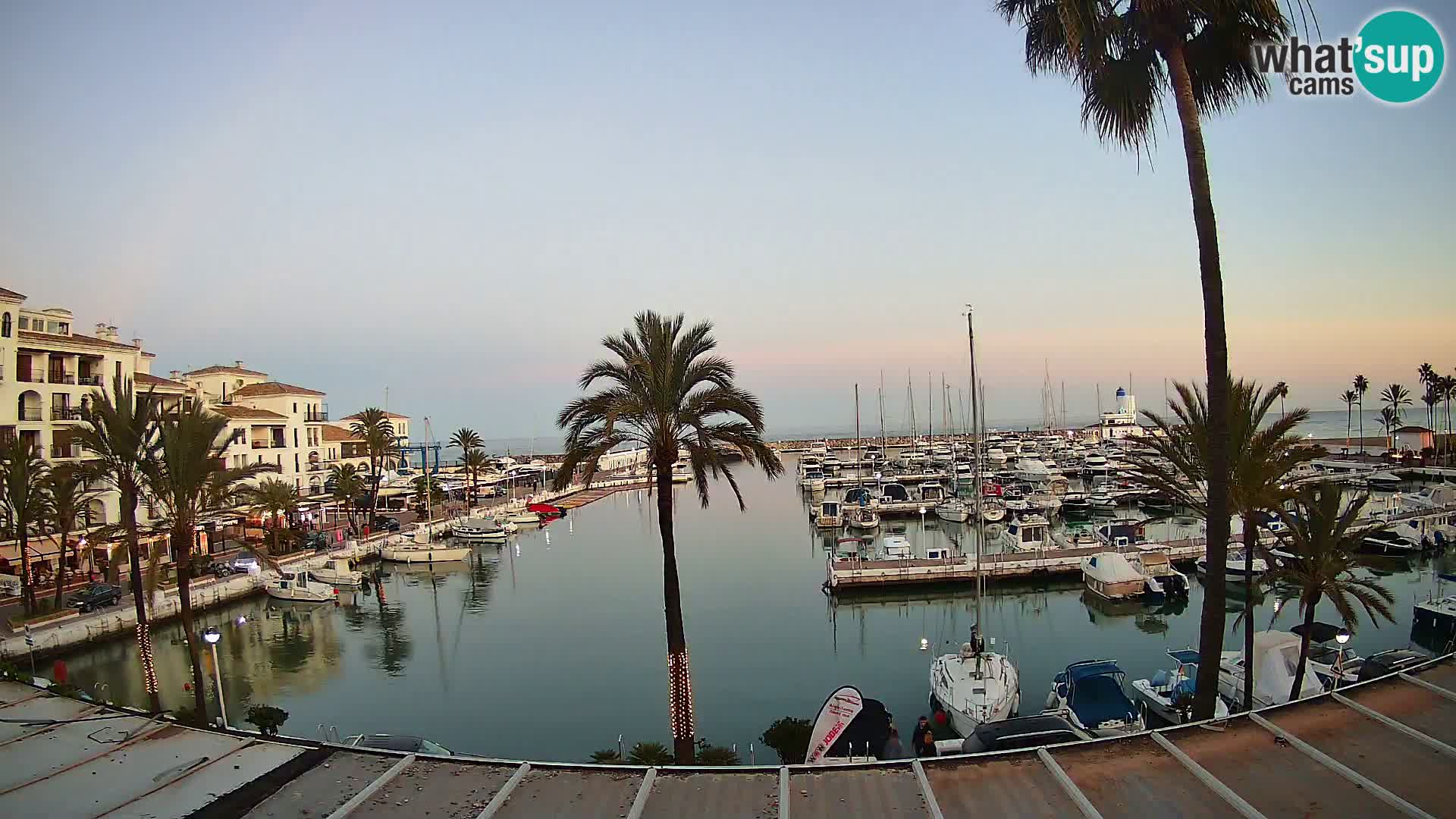 Spletna kamera Puerto de la Duquesa – Marina