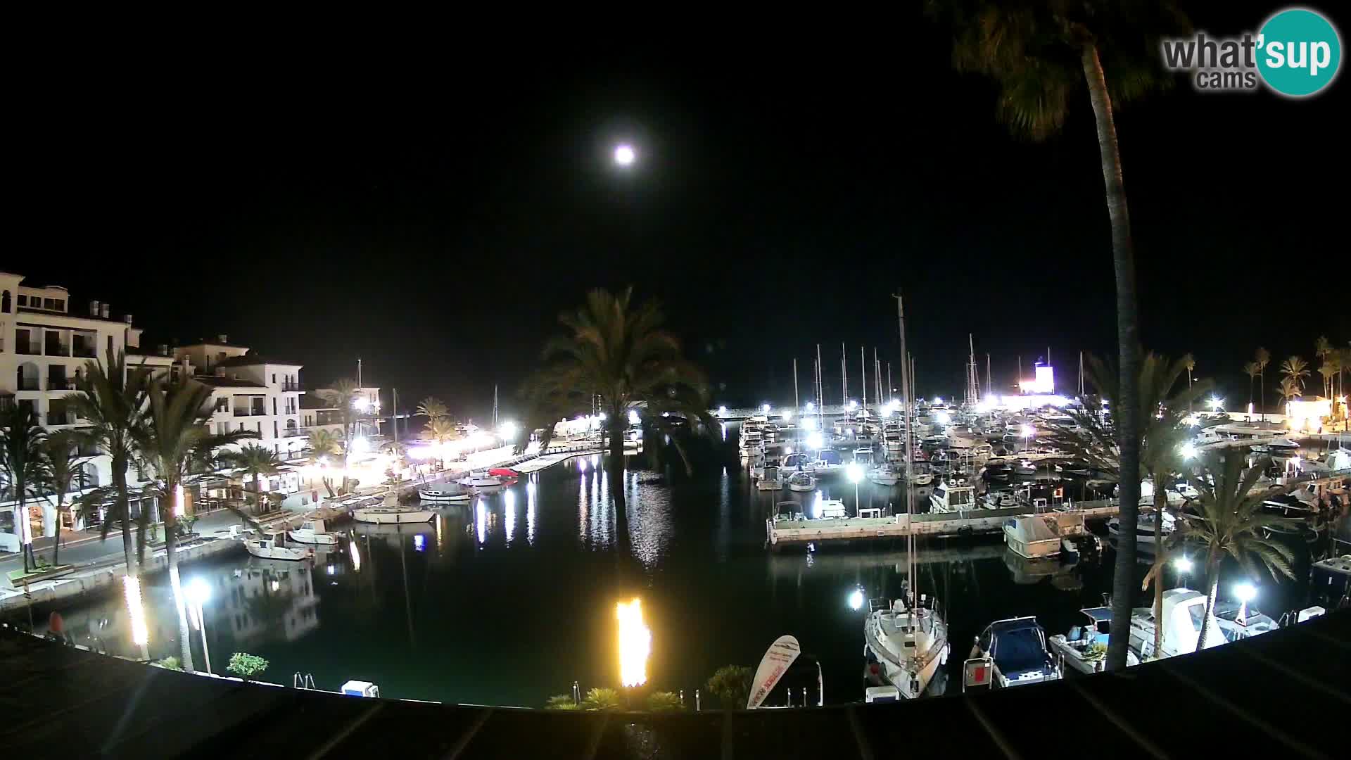 Live webcam Puerto de la Duquesa – Marina