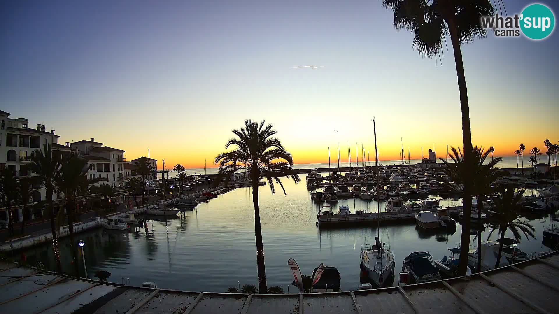 Live webcam Puerto de la Duquesa – Marina