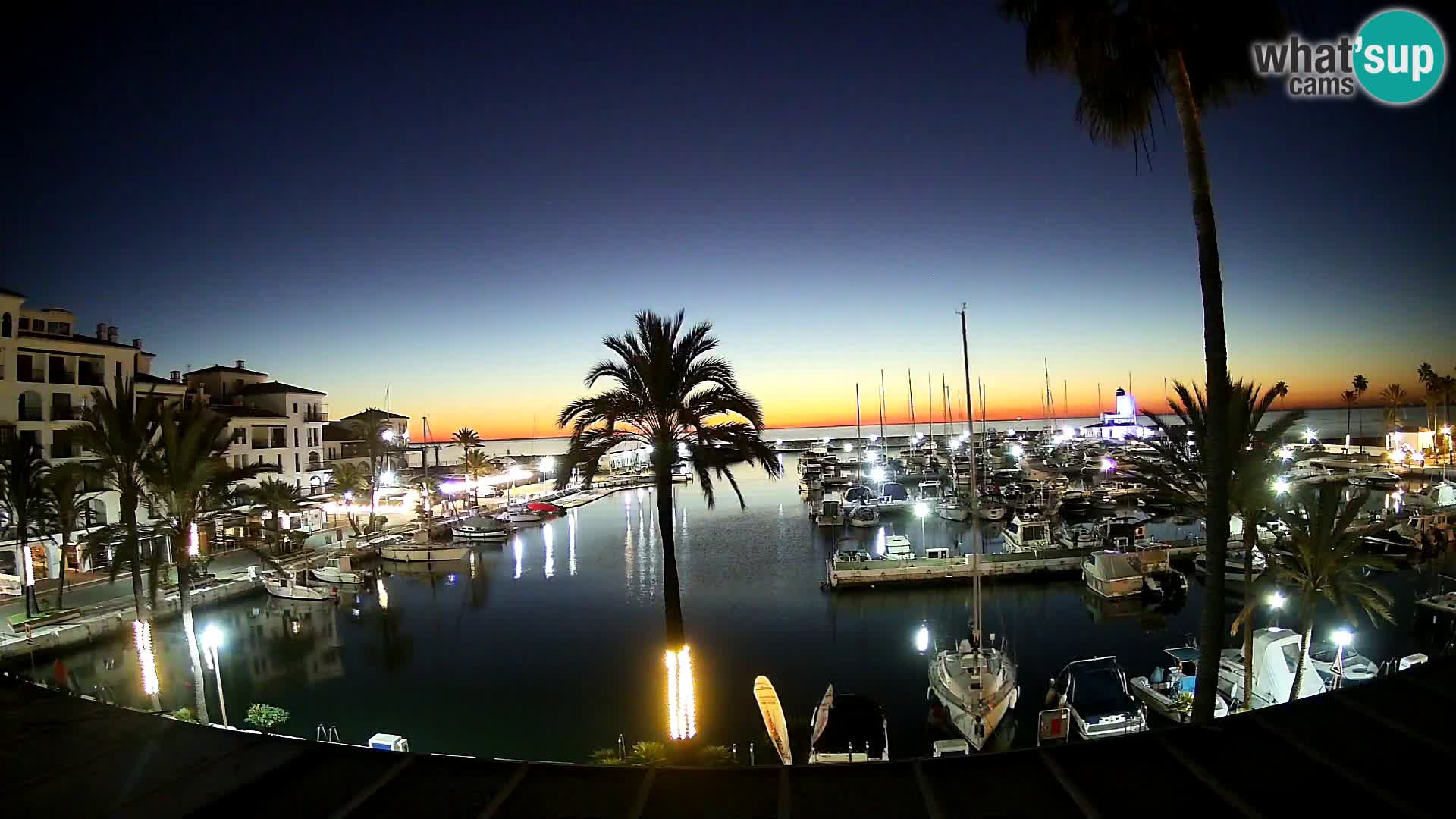 Live webcam Puerto de la Duquesa – Marina