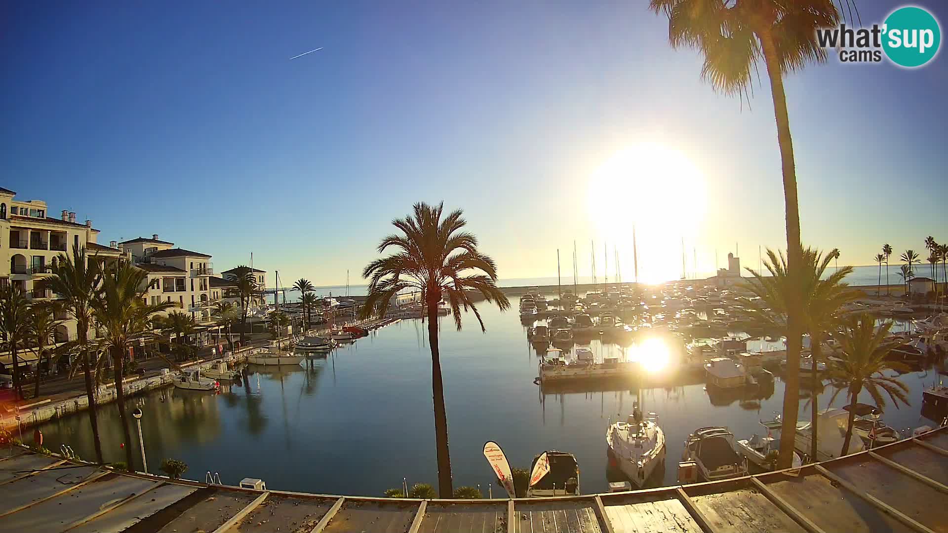 Live webcam Puerto de la Duquesa – Marina