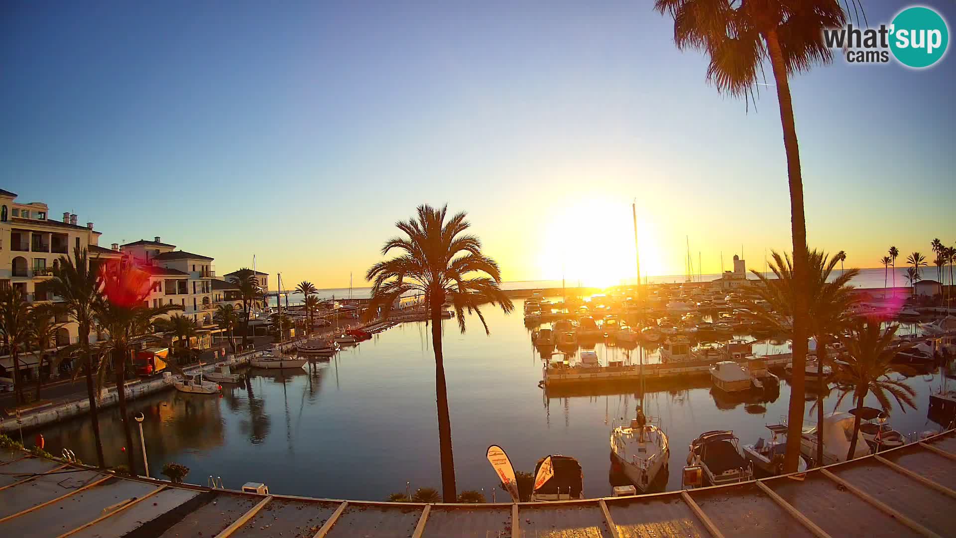 Live webcam Puerto de la Duquesa – Marina