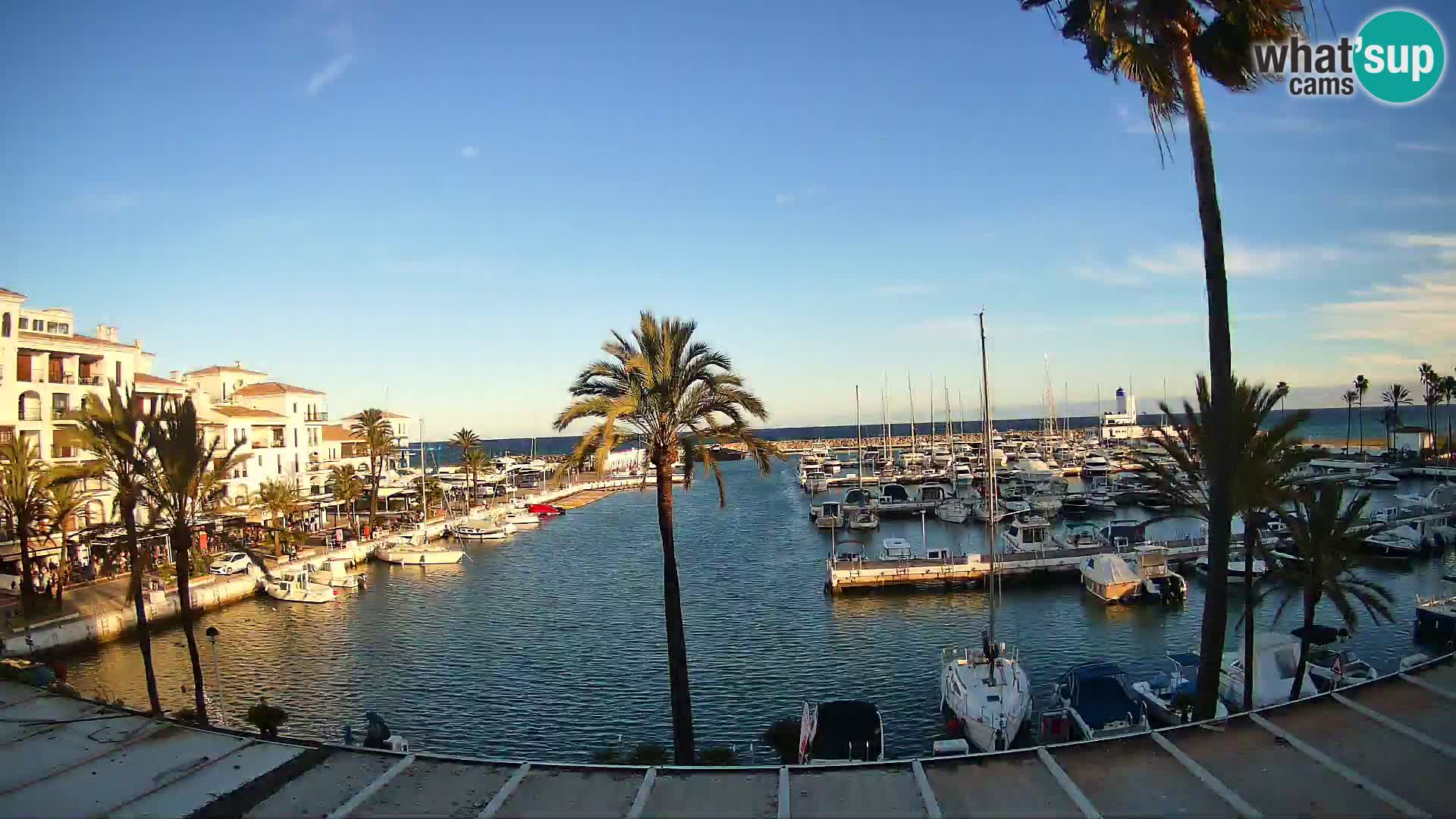 Live webcam Puerto de la Duquesa – Marina