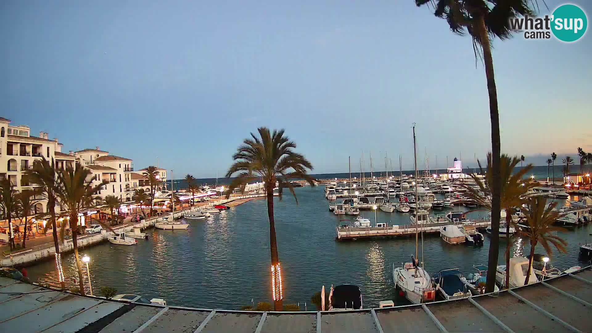 Puerto de la Duquesa webcam – Marina