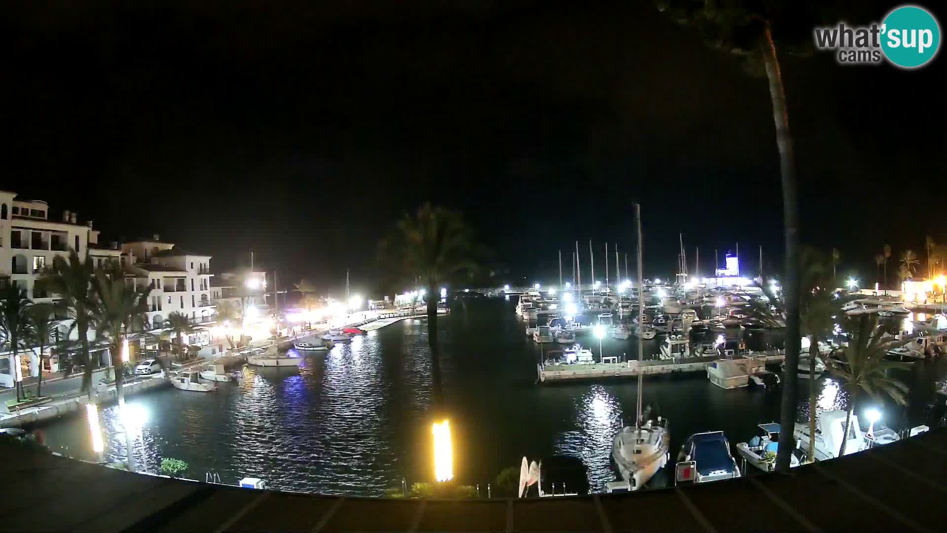 Live webcam Puerto de la Duquesa – Marina