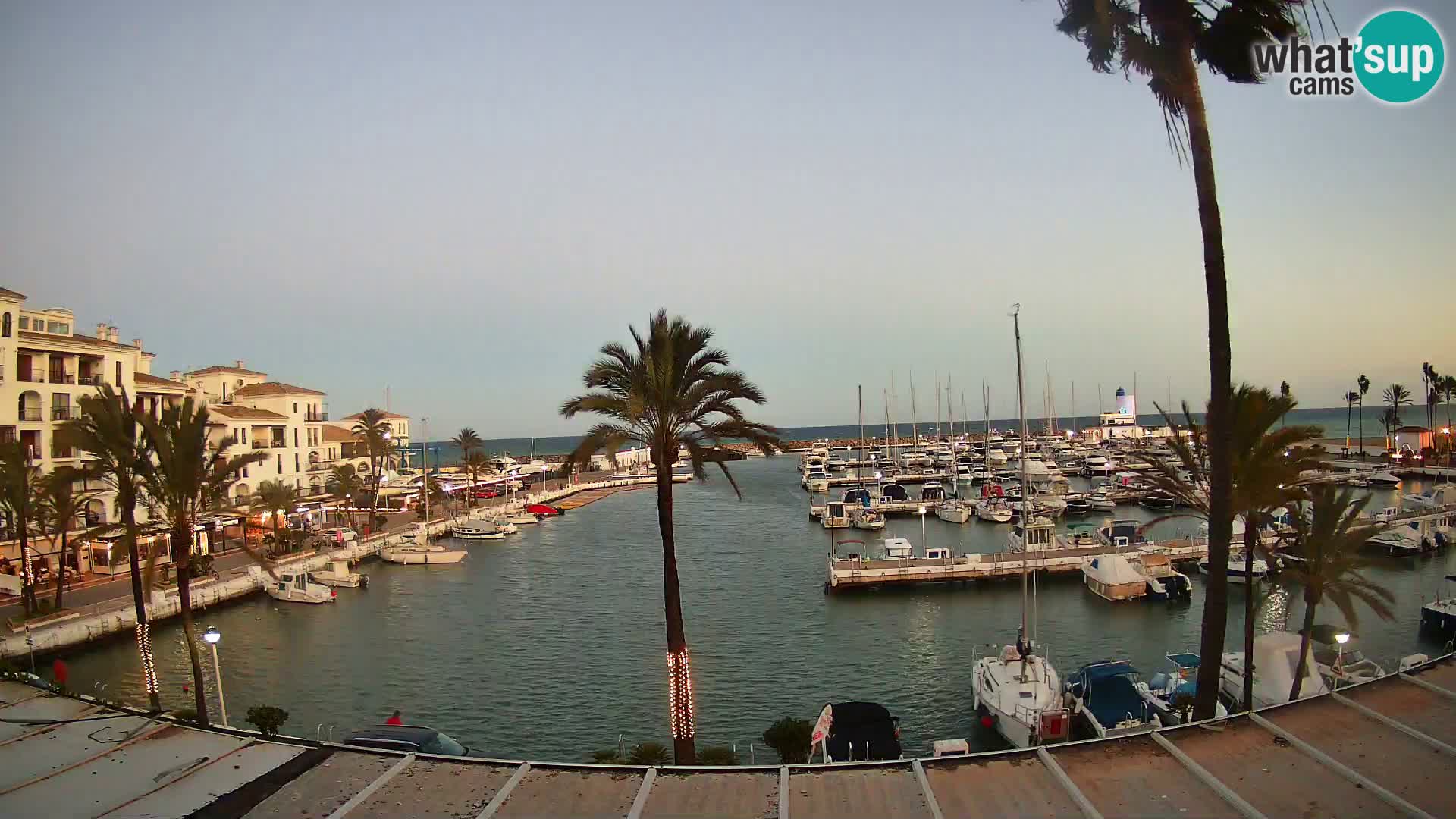 Live webcam Puerto de la Duquesa – Marina