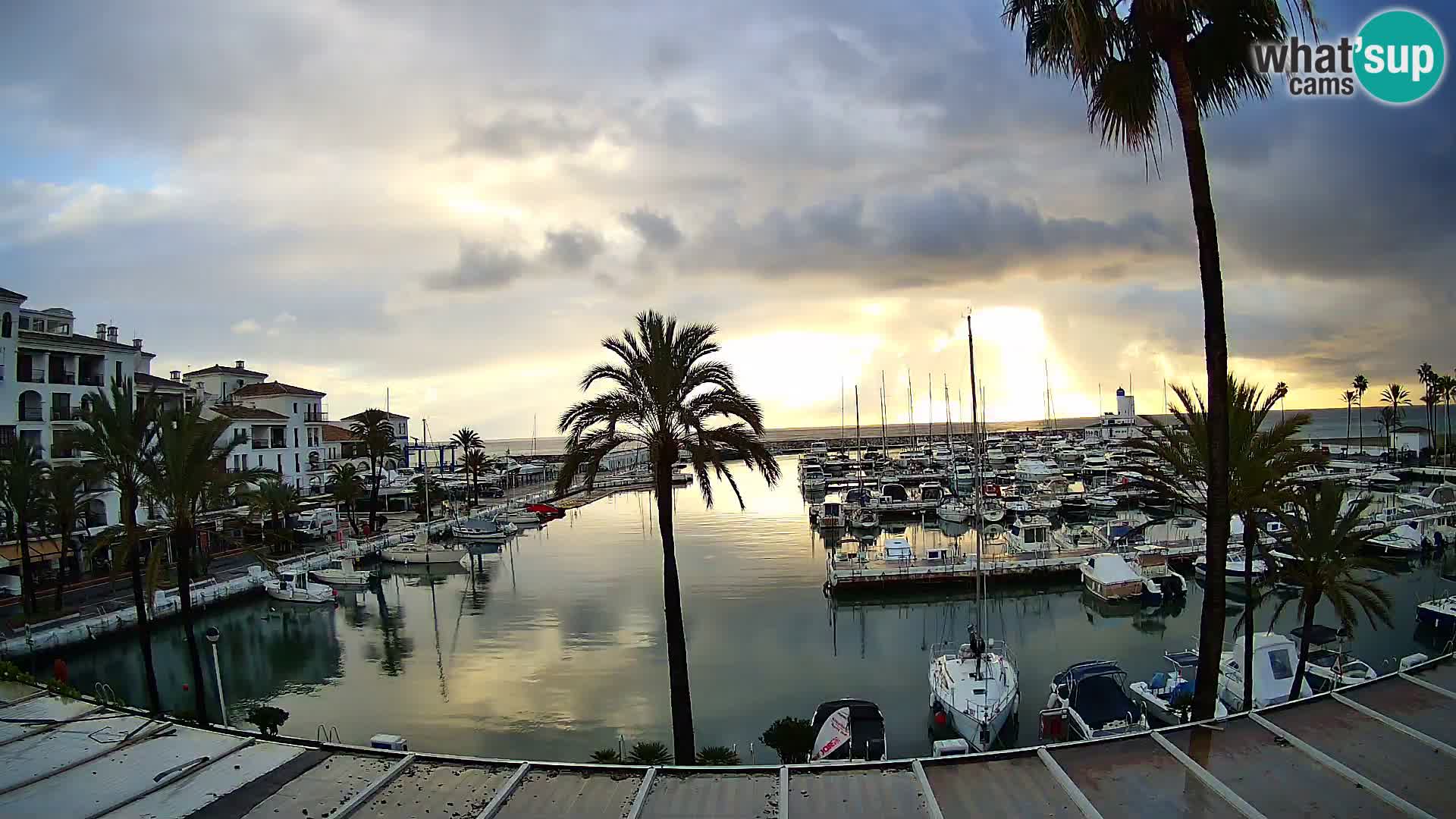 Spletna kamera Puerto de la Duquesa – Marina