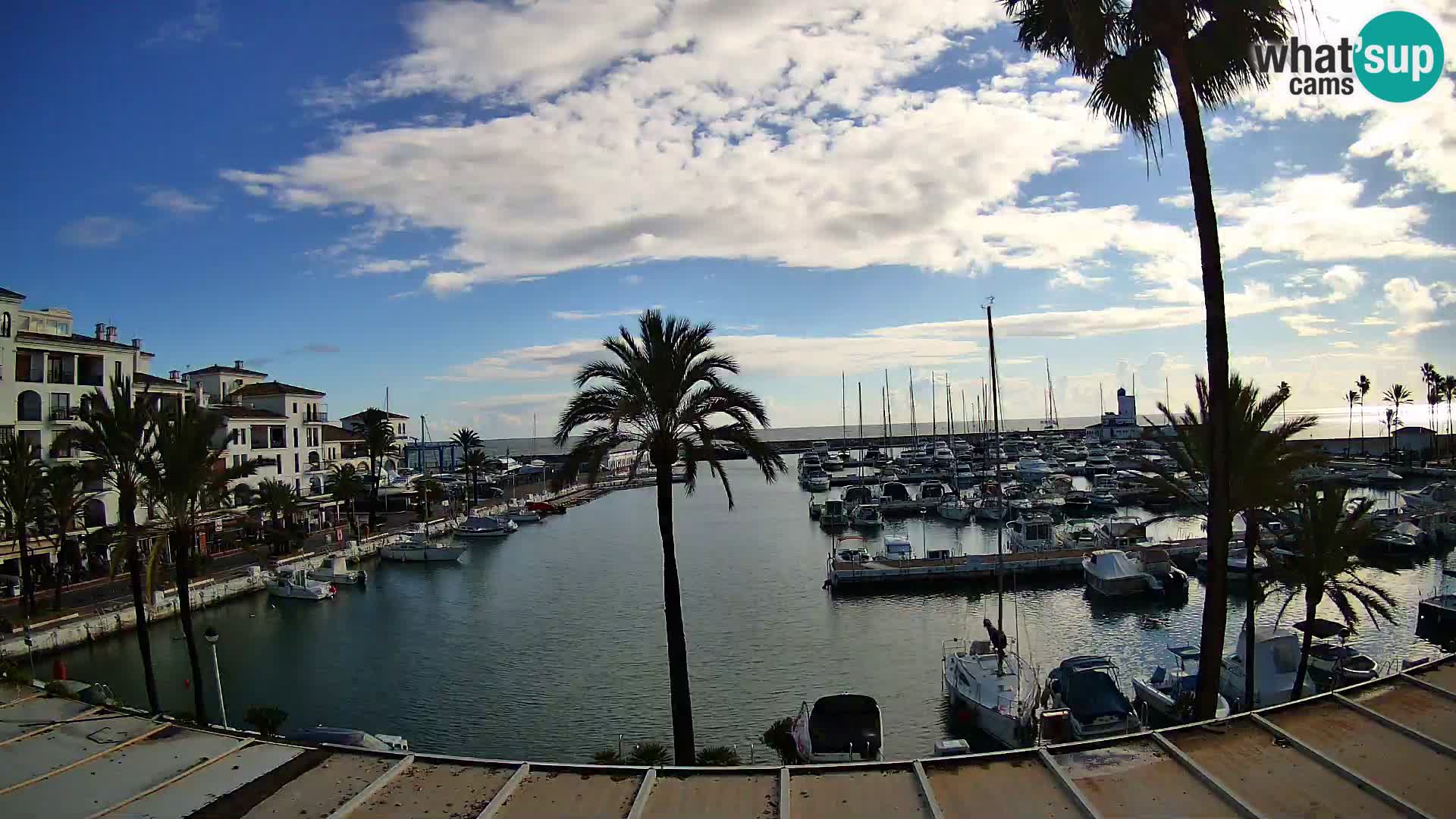 Live webcam Puerto de la Duquesa – Marina