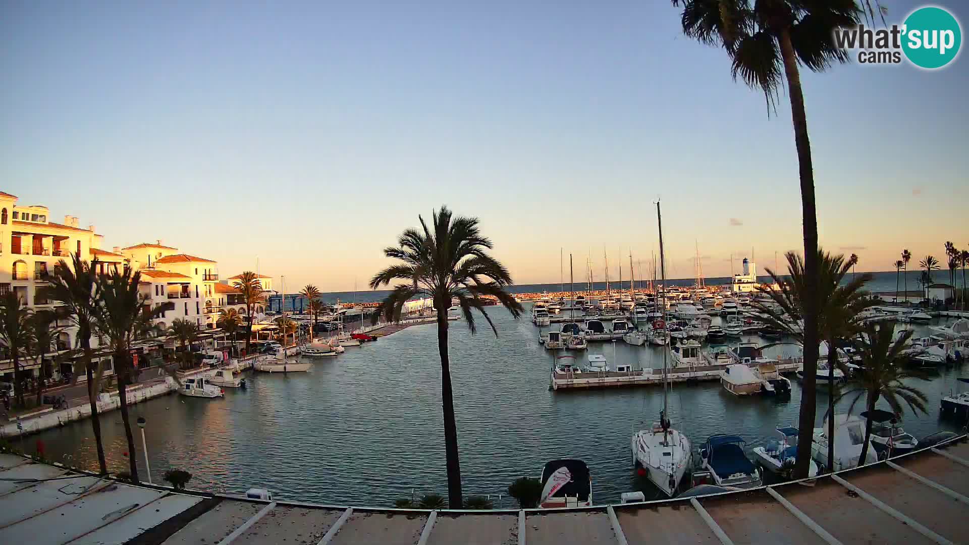 Puerto de la Duquesa webcam – Marina