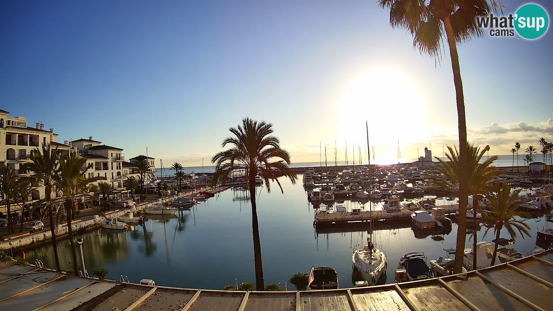 Live webcam Puerto de la Duquesa – Marina