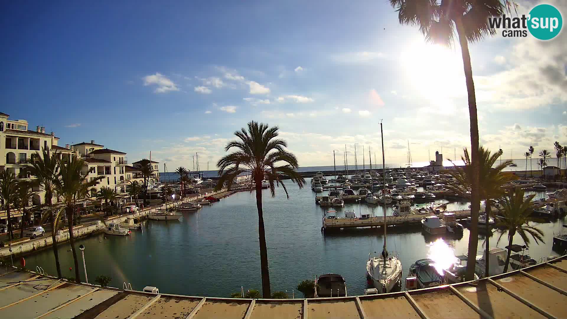 Live webcam Puerto de la Duquesa – Marina