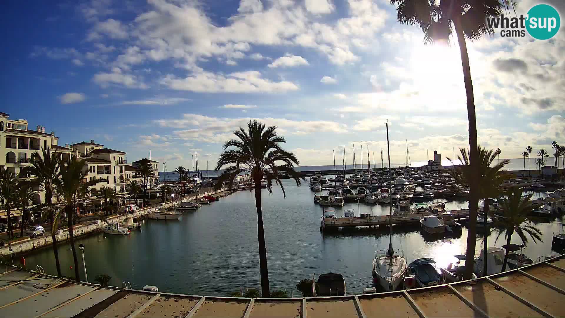 Live webcam Puerto de la Duquesa – Marina