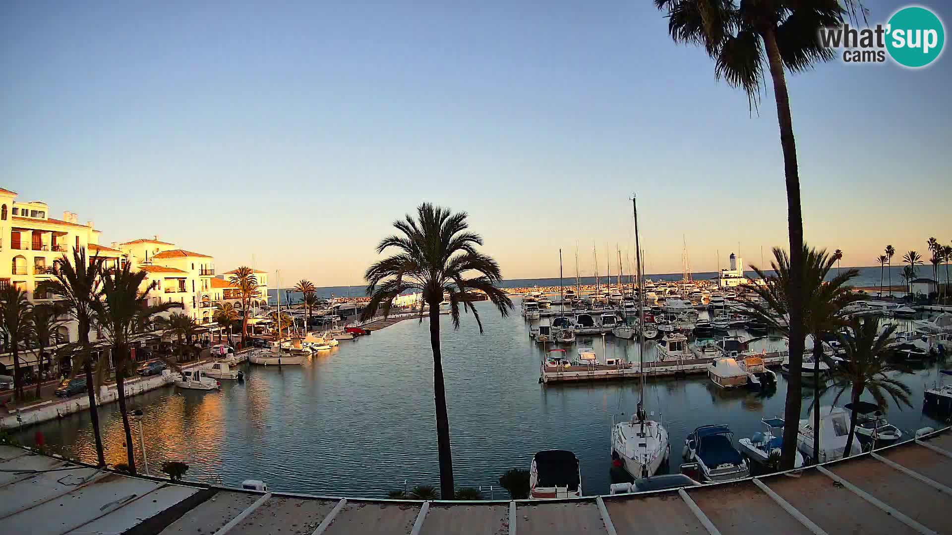 Puerto de la Duquesa webcam – Marina