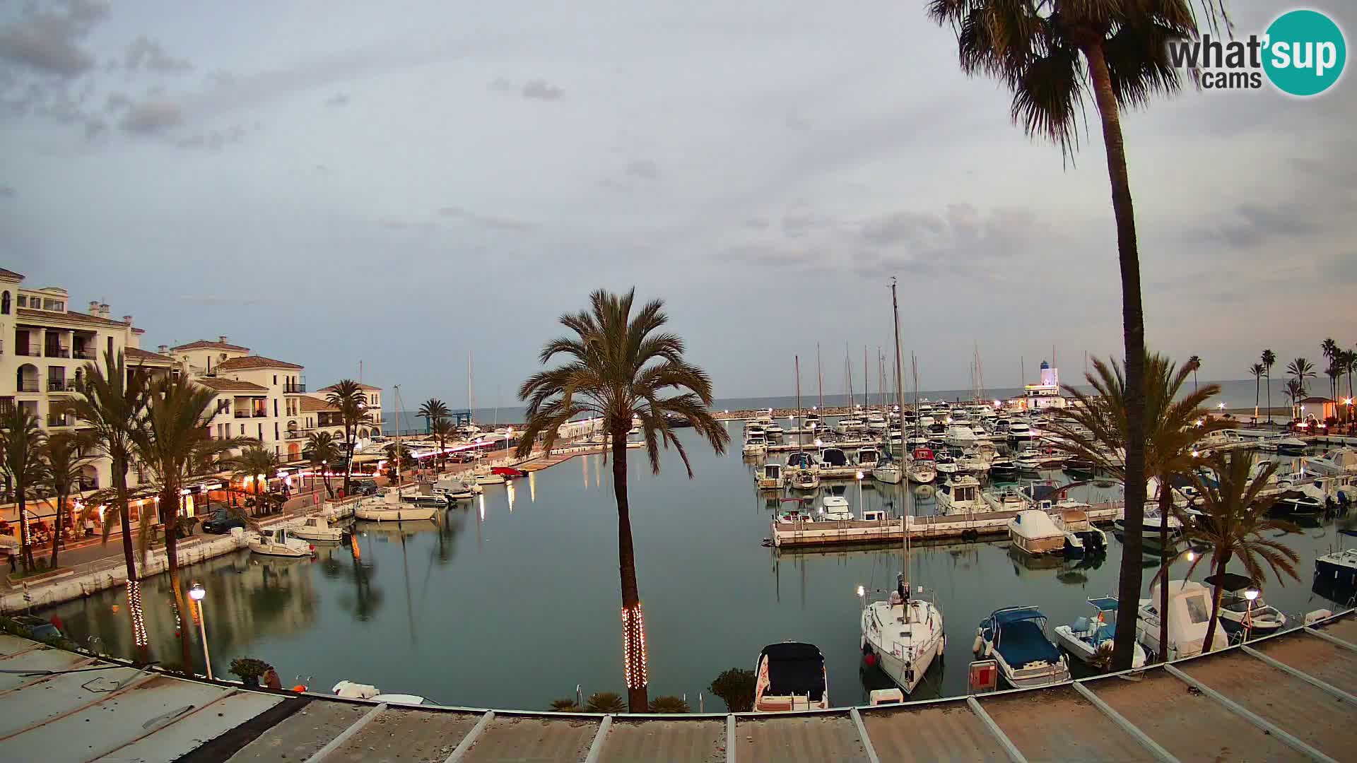 Live webcam Puerto de la Duquesa – Marina