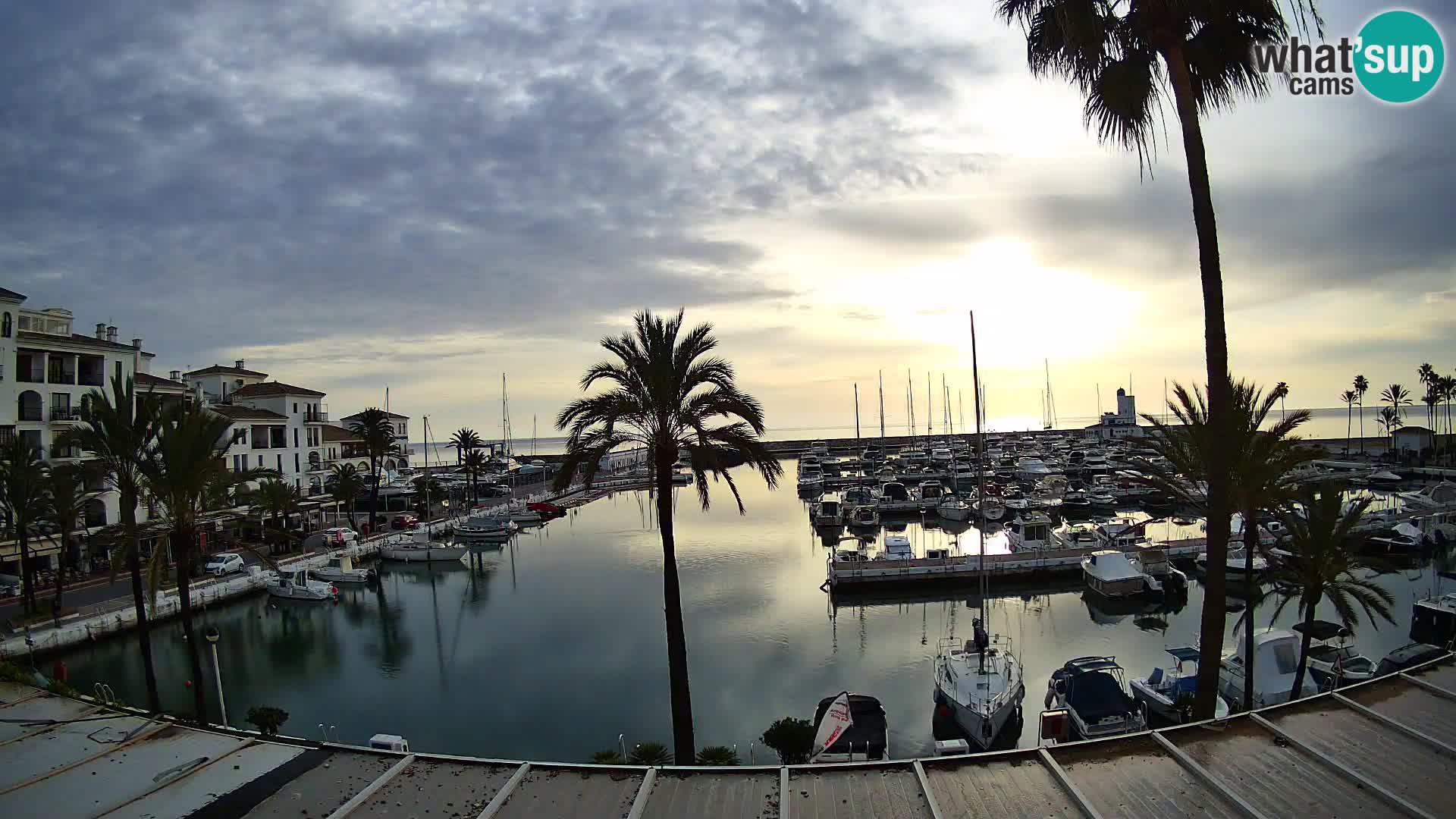 Puerto de la Duquesa webcam – Marina