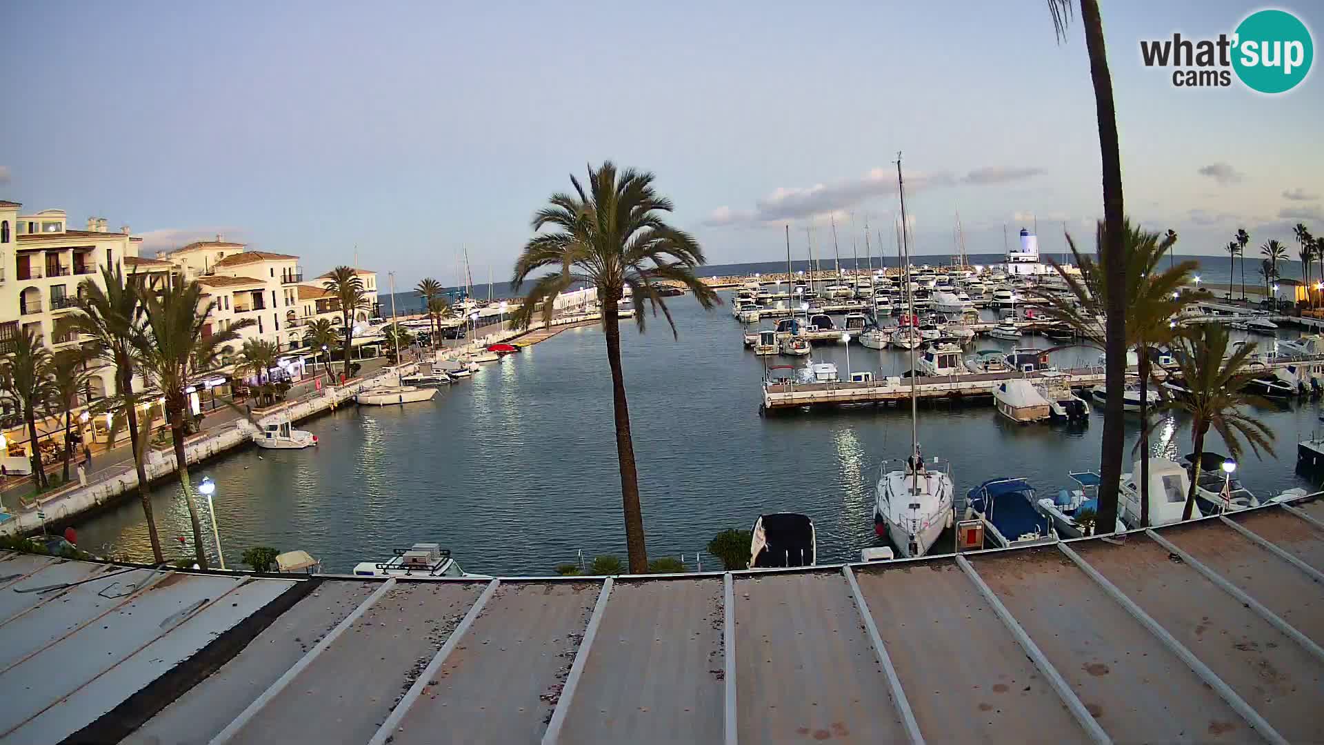 Live webcam Puerto de la Duquesa – Marina