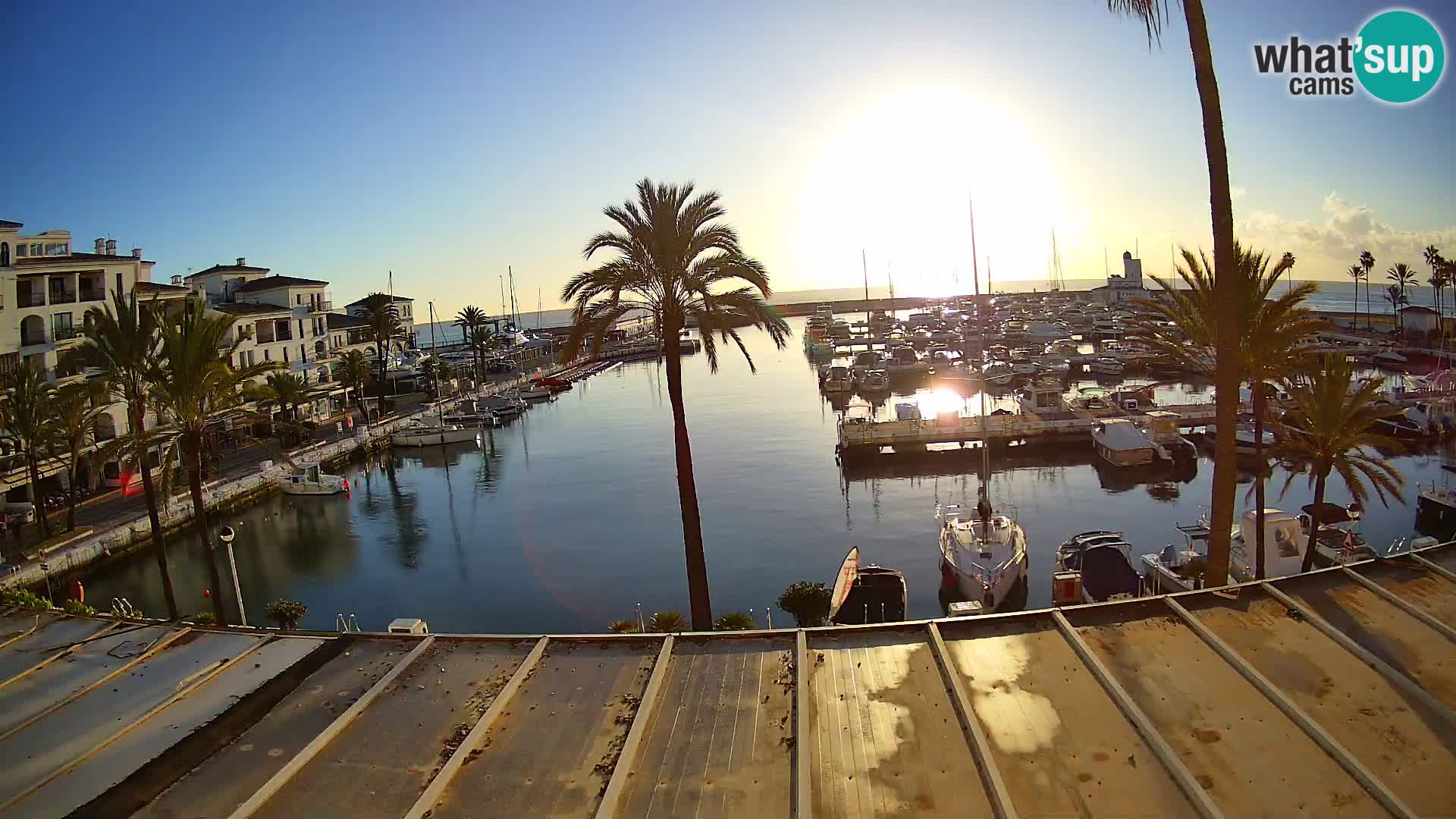 Live webcam Puerto de la Duquesa – Marina