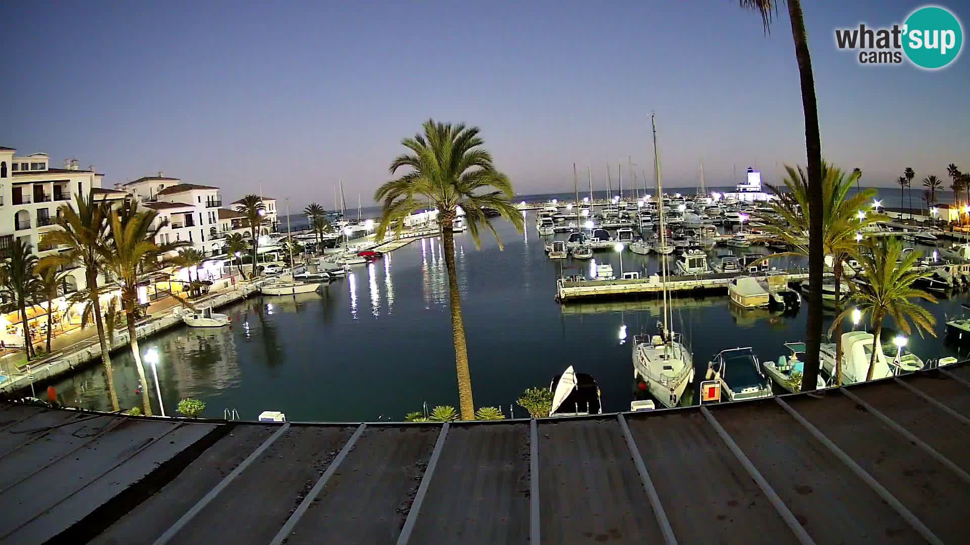 Live webcam Puerto de la Duquesa – Marina