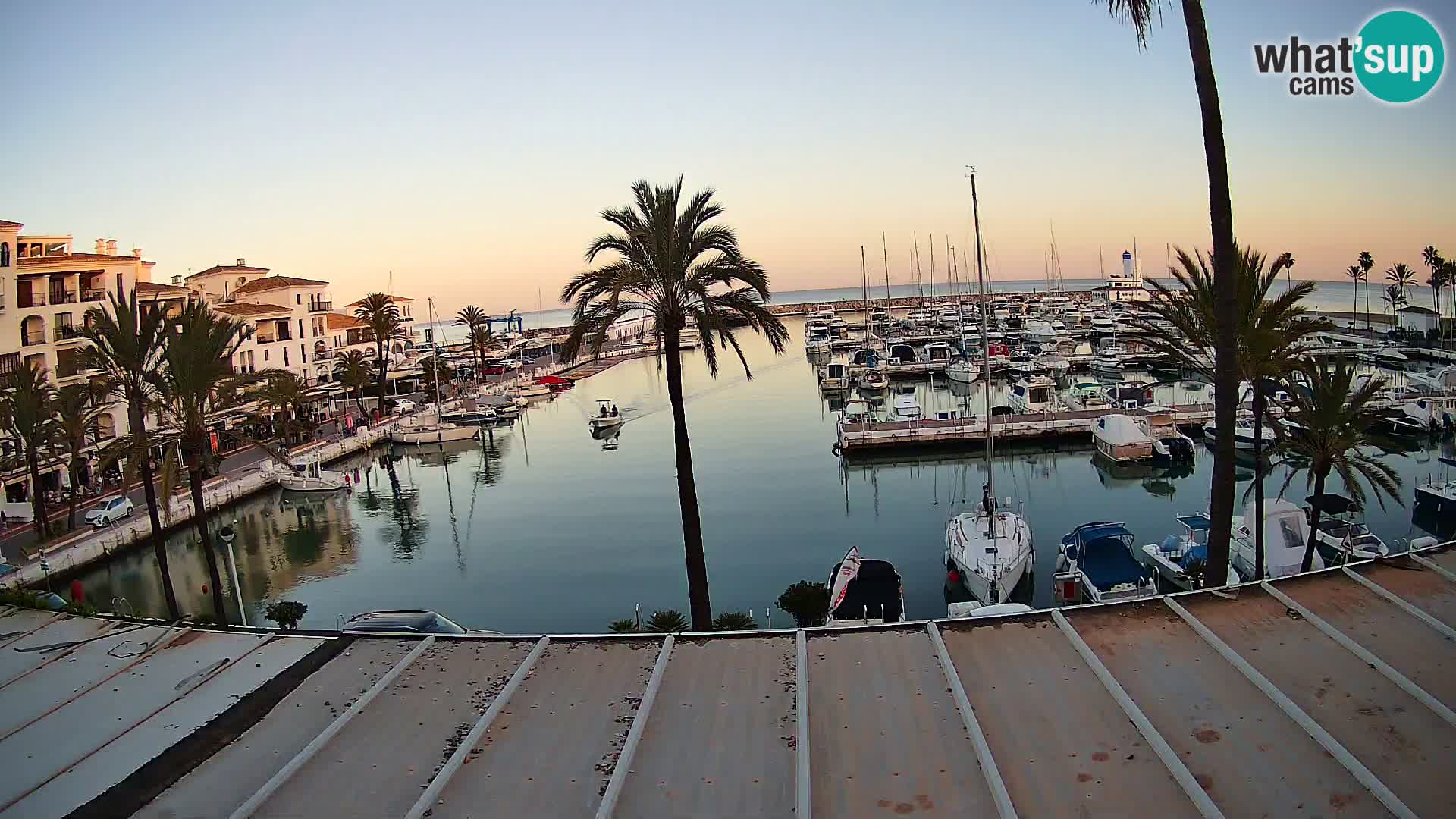 Puerto de la Duquesa webcam – Marina