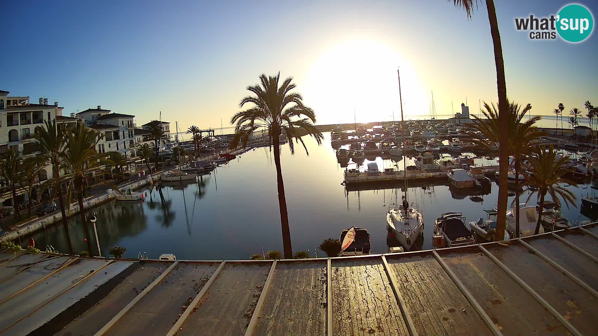 Live webcam Puerto de la Duquesa – Marina