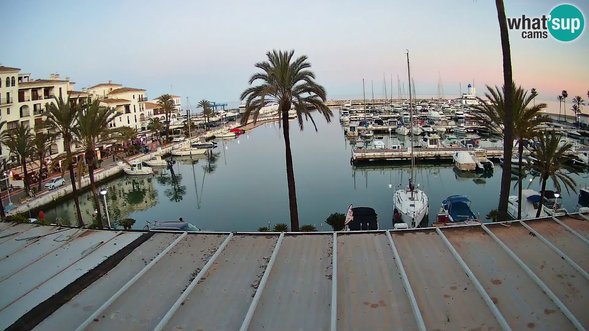 Puerto de la Duquesa webcam – Marina