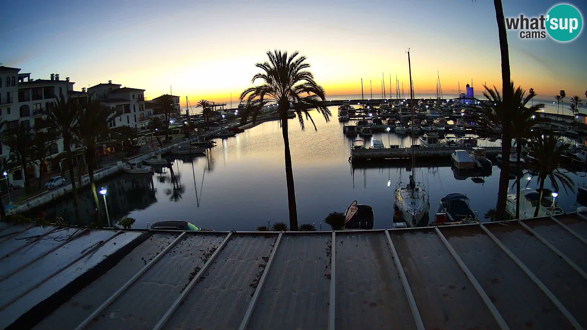 Puerto de la Duquesa webcam – Marina