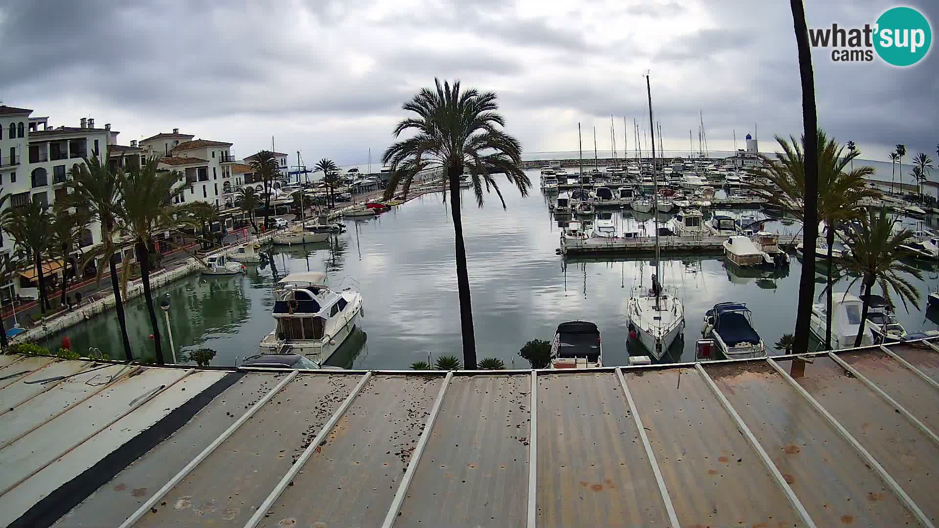 Live webcam Puerto de la Duquesa – Marina