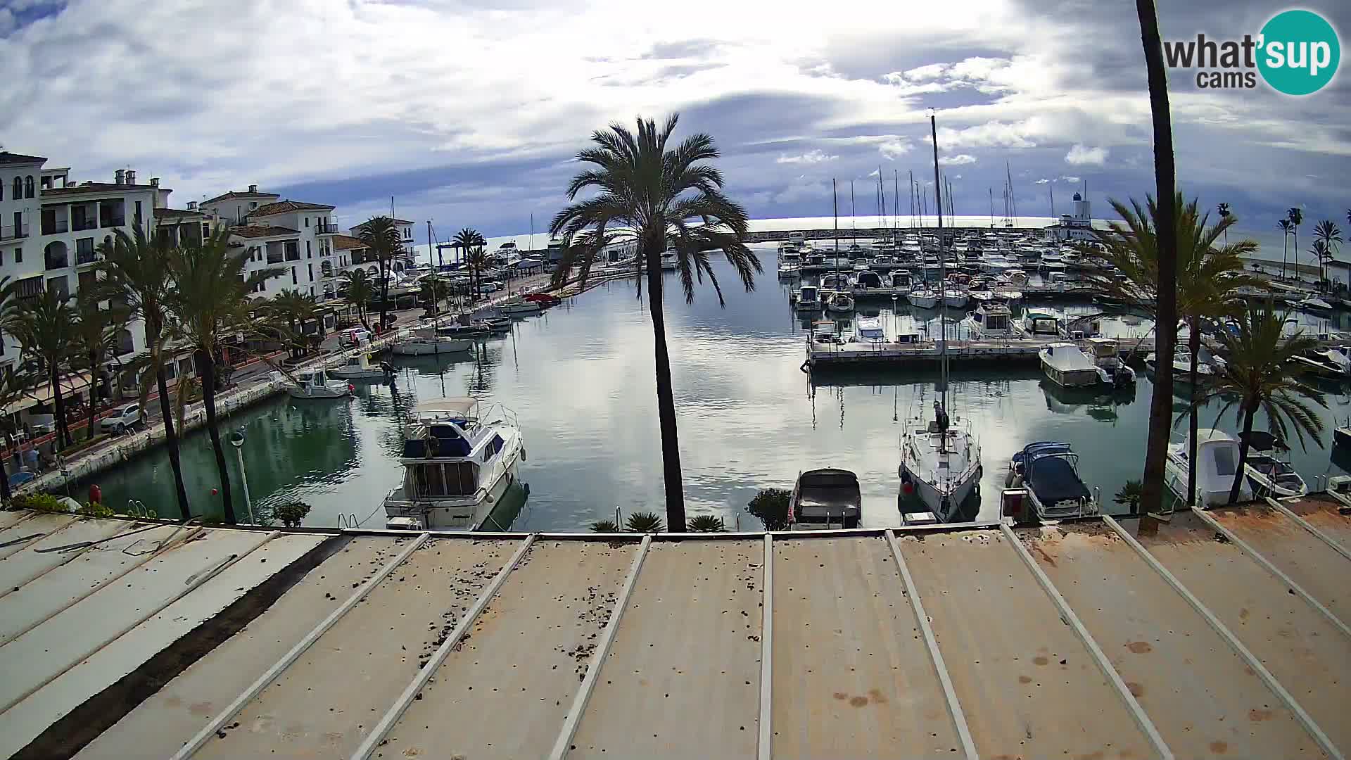 Live webcam Puerto de la Duquesa – Marina