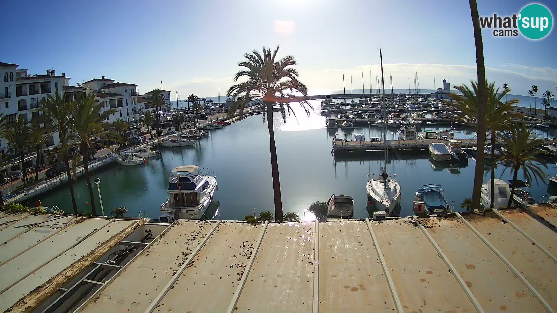 Live webcam Puerto de la Duquesa – Marina