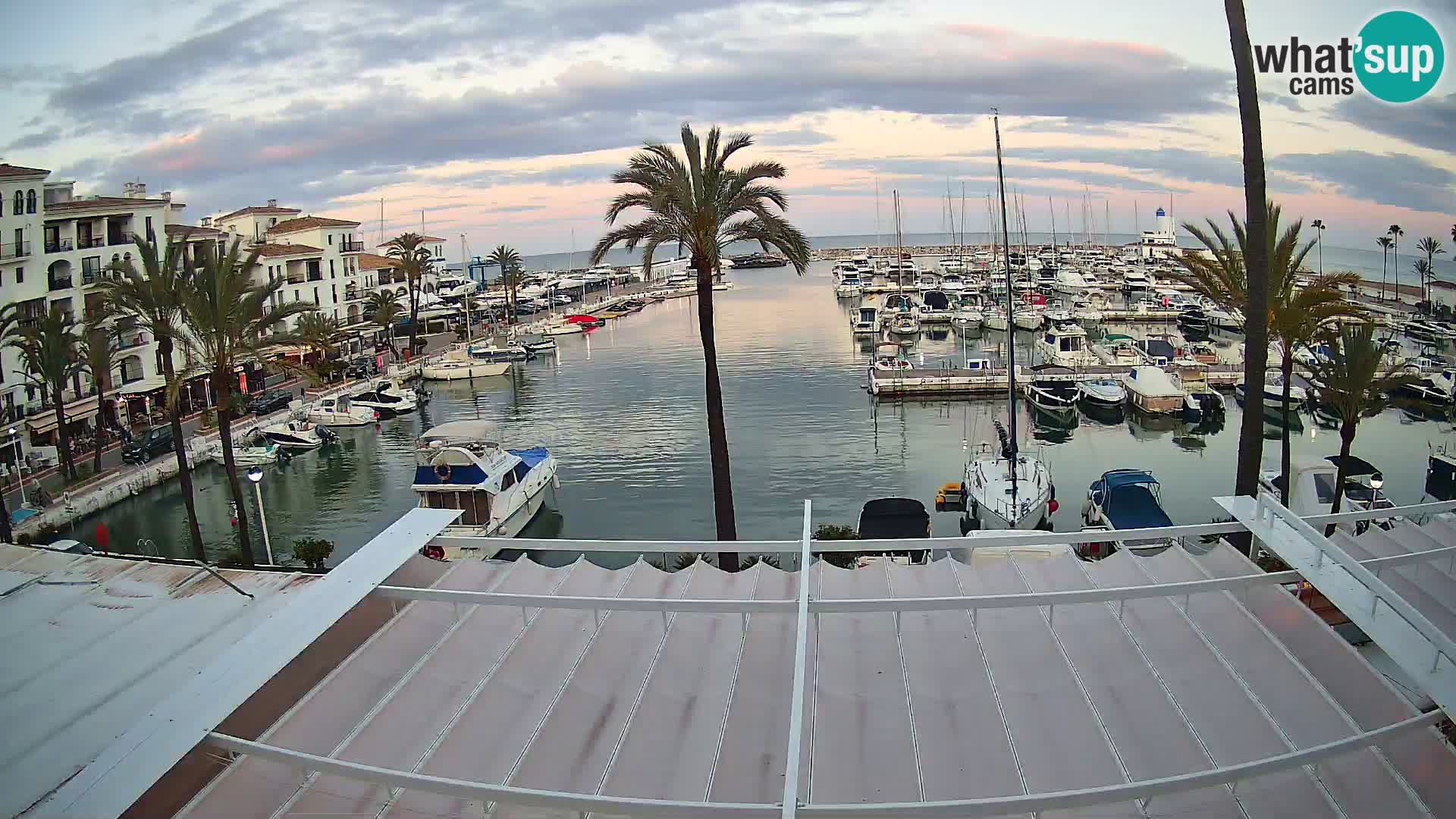 Spletna kamera Puerto de la Duquesa – Marina