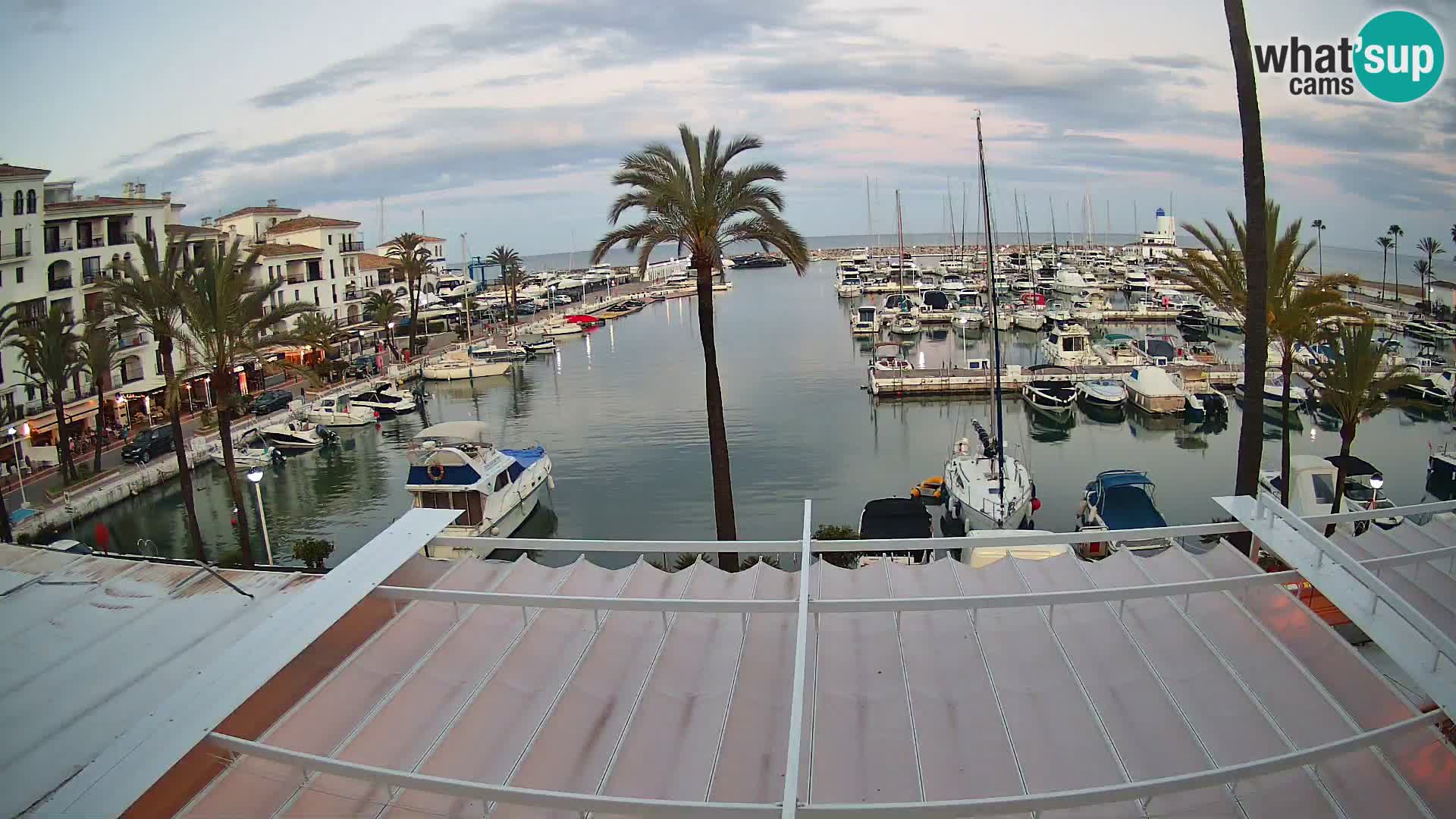 Live webcam Puerto de la Duquesa – Marina