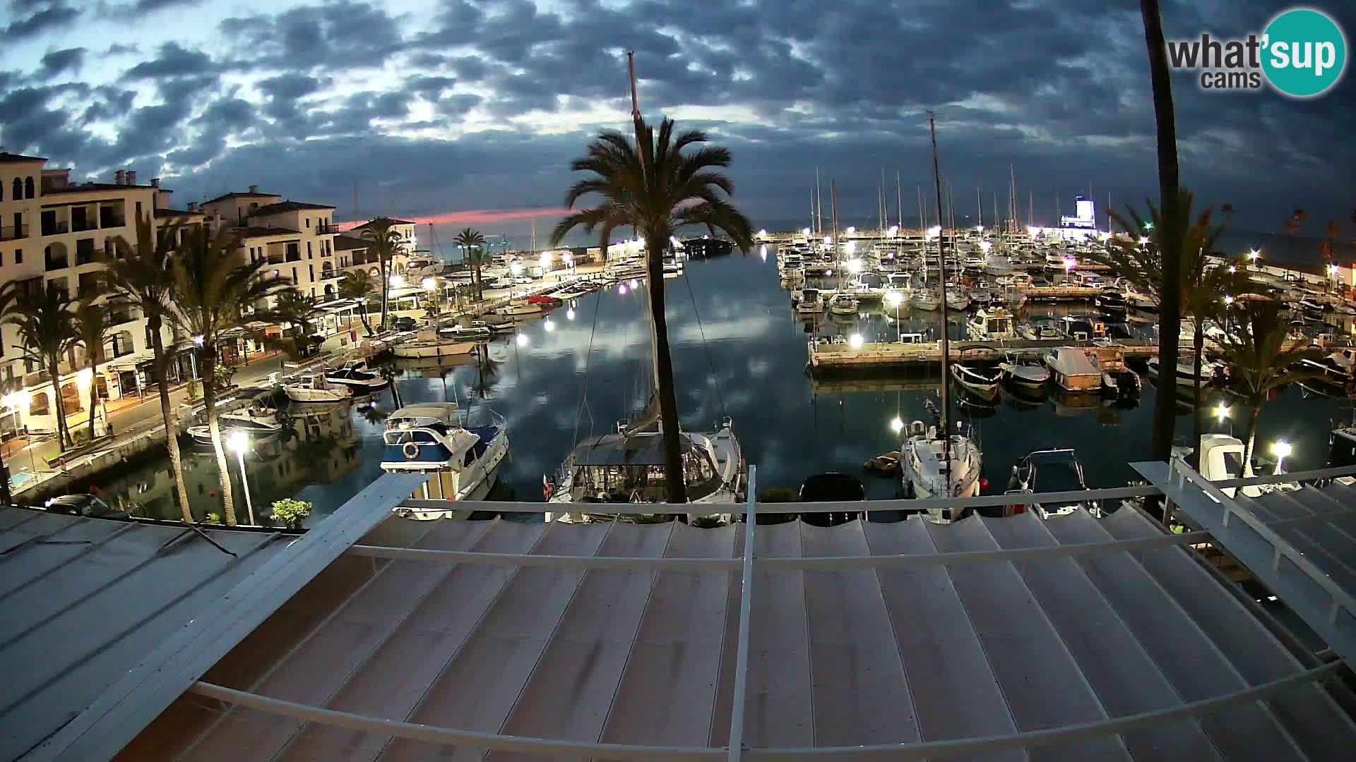 Live webcam Puerto de la Duquesa – Marina