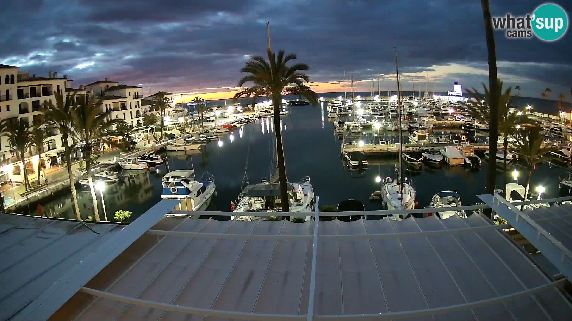 Live webcam Puerto de la Duquesa – Marina