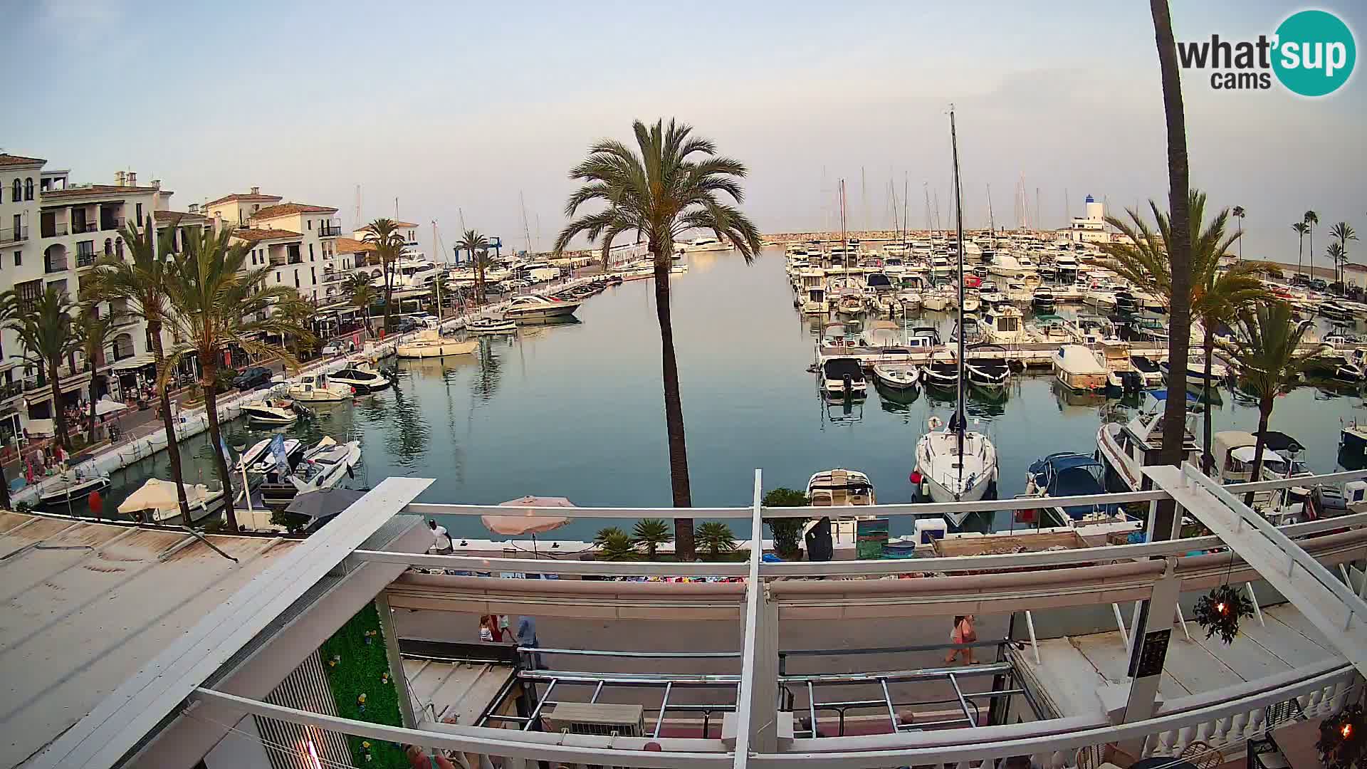 Live webcam Puerto de la Duquesa – Marina
