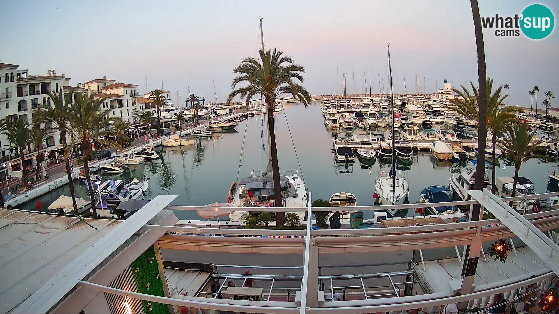 Live webcam Puerto de la Duquesa – Marina