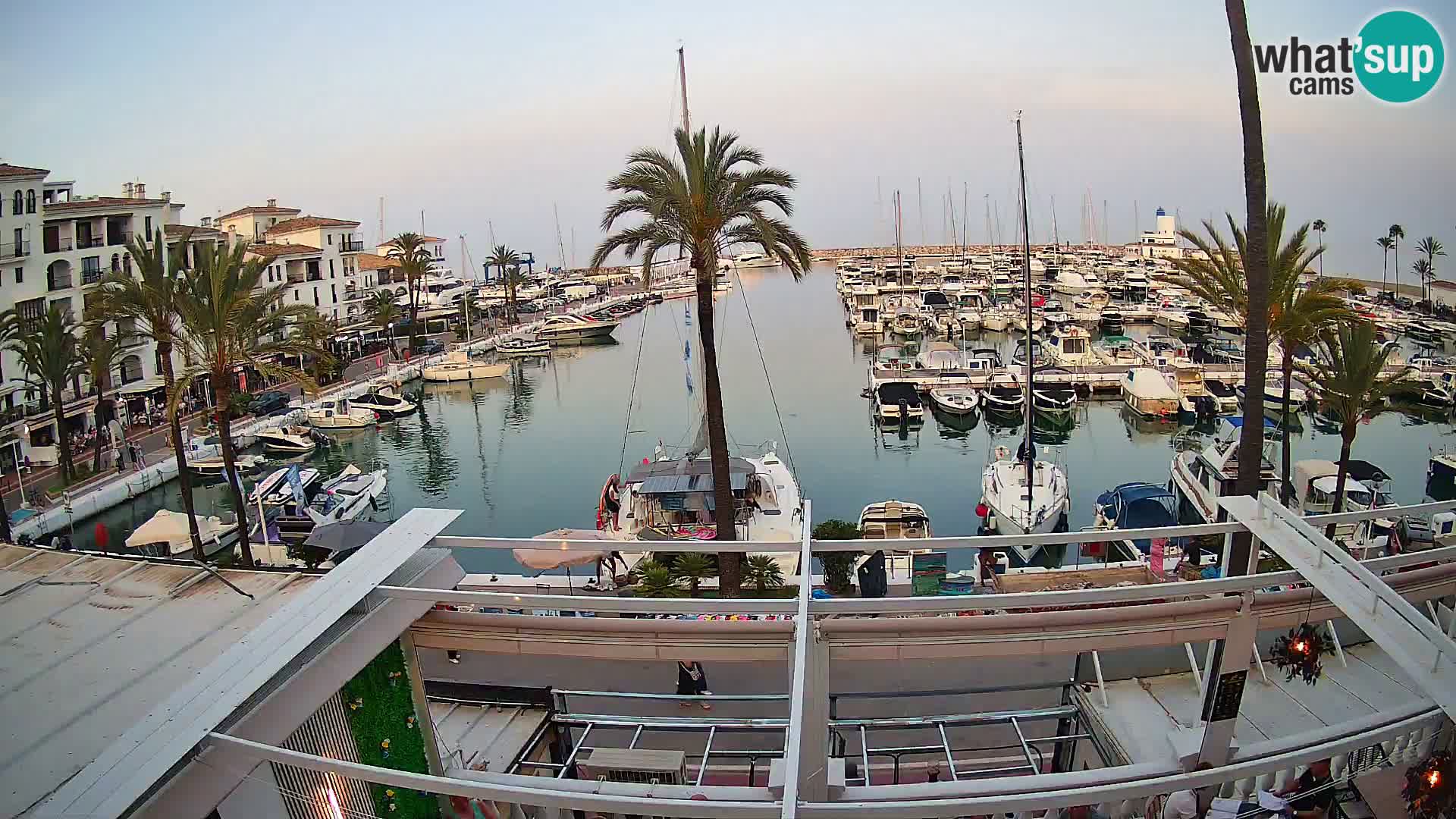 Live webcam Puerto de la Duquesa – Marina