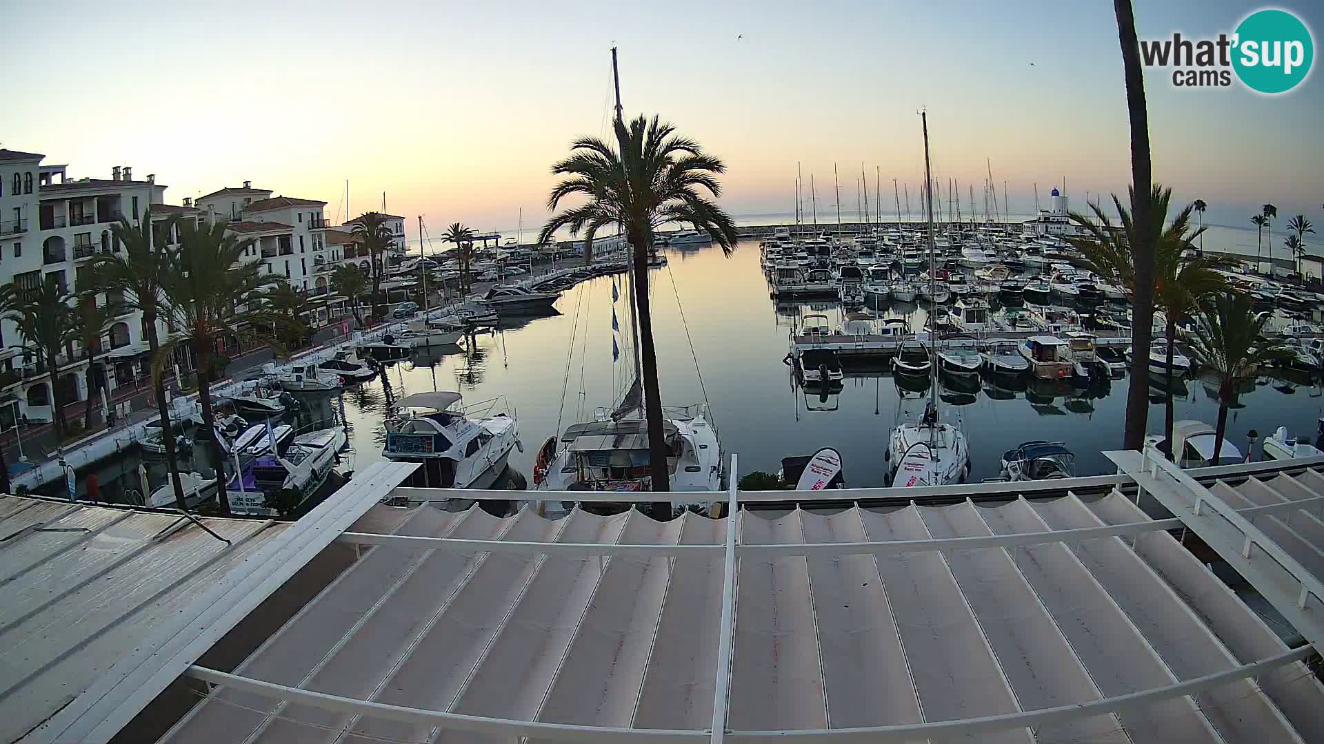 Live webcam Puerto de la Duquesa – Marina
