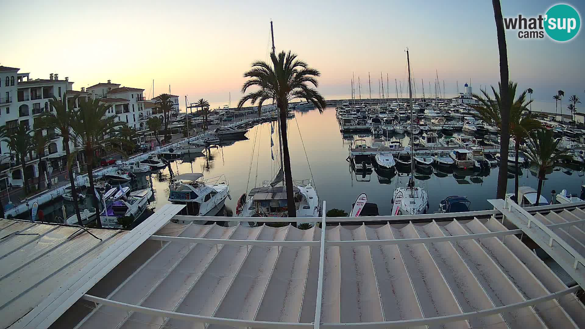 Live webcam Puerto de la Duquesa – Marina