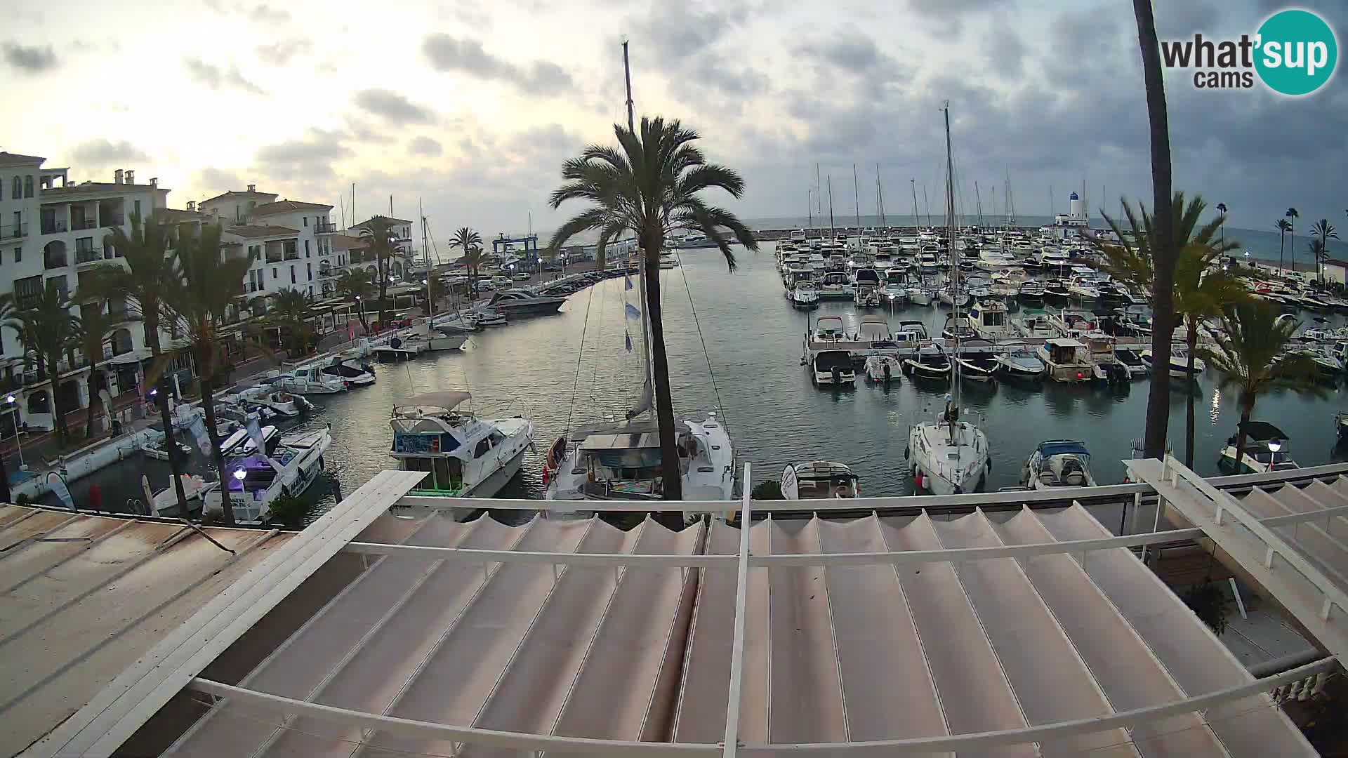 Spletna kamera Puerto de la Duquesa – Marina