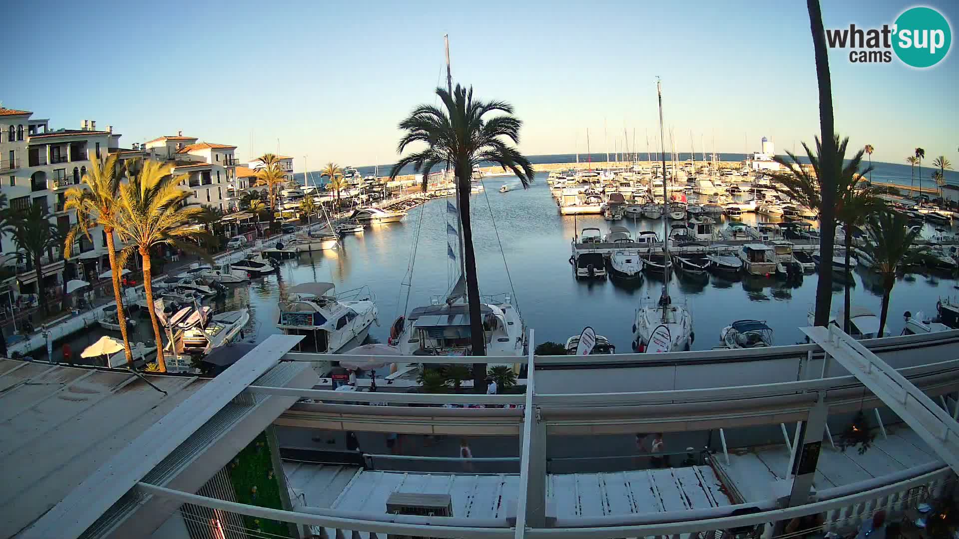 Live webcam Puerto de la Duquesa – Marina
