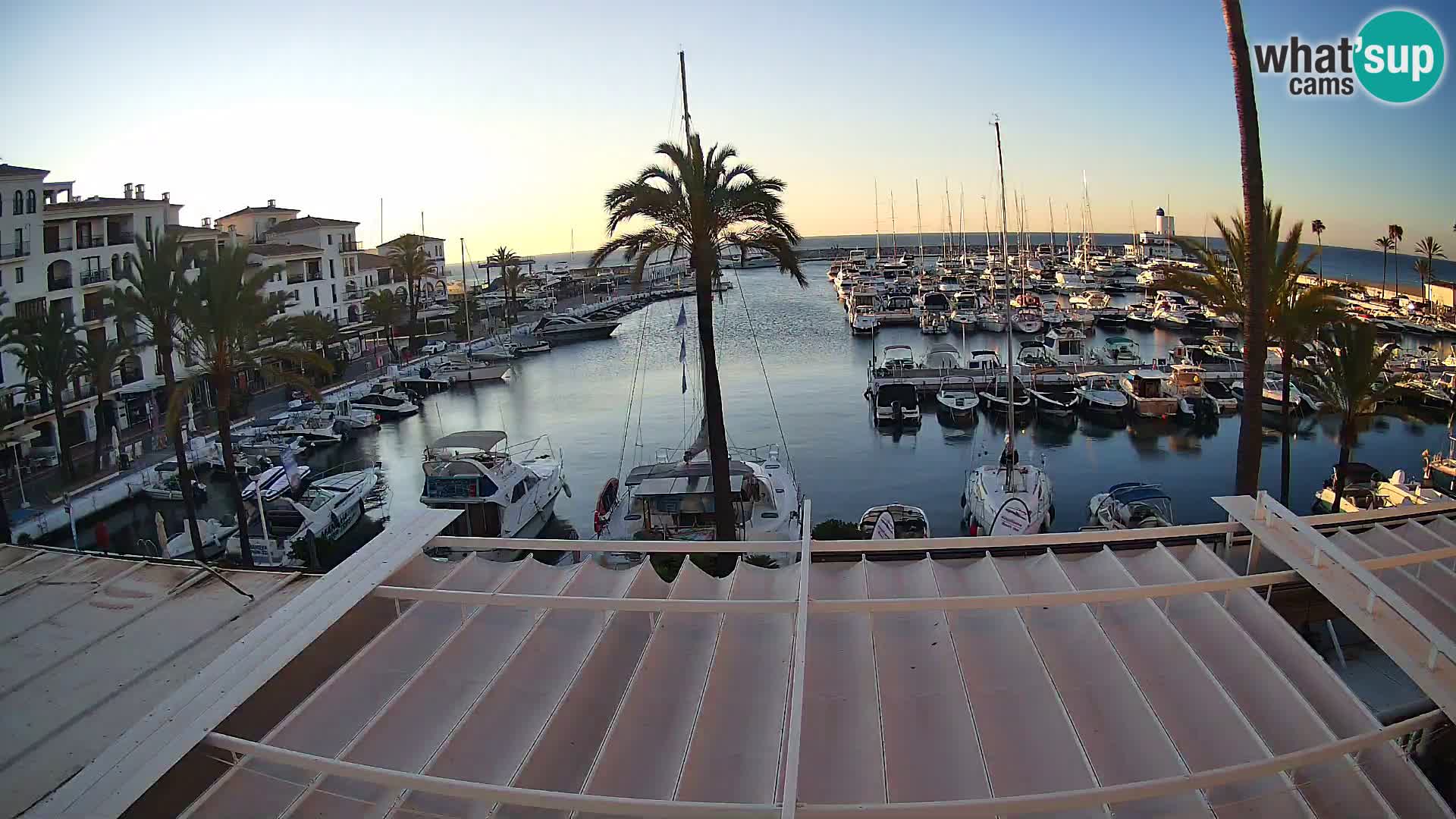 Live webcam Puerto de la Duquesa – Marina