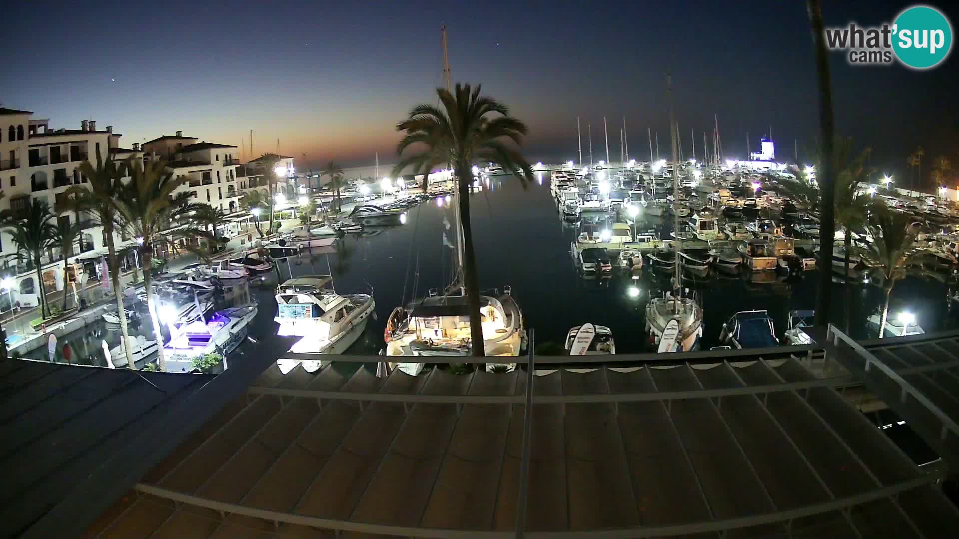 Live webcam Puerto de la Duquesa – Marina