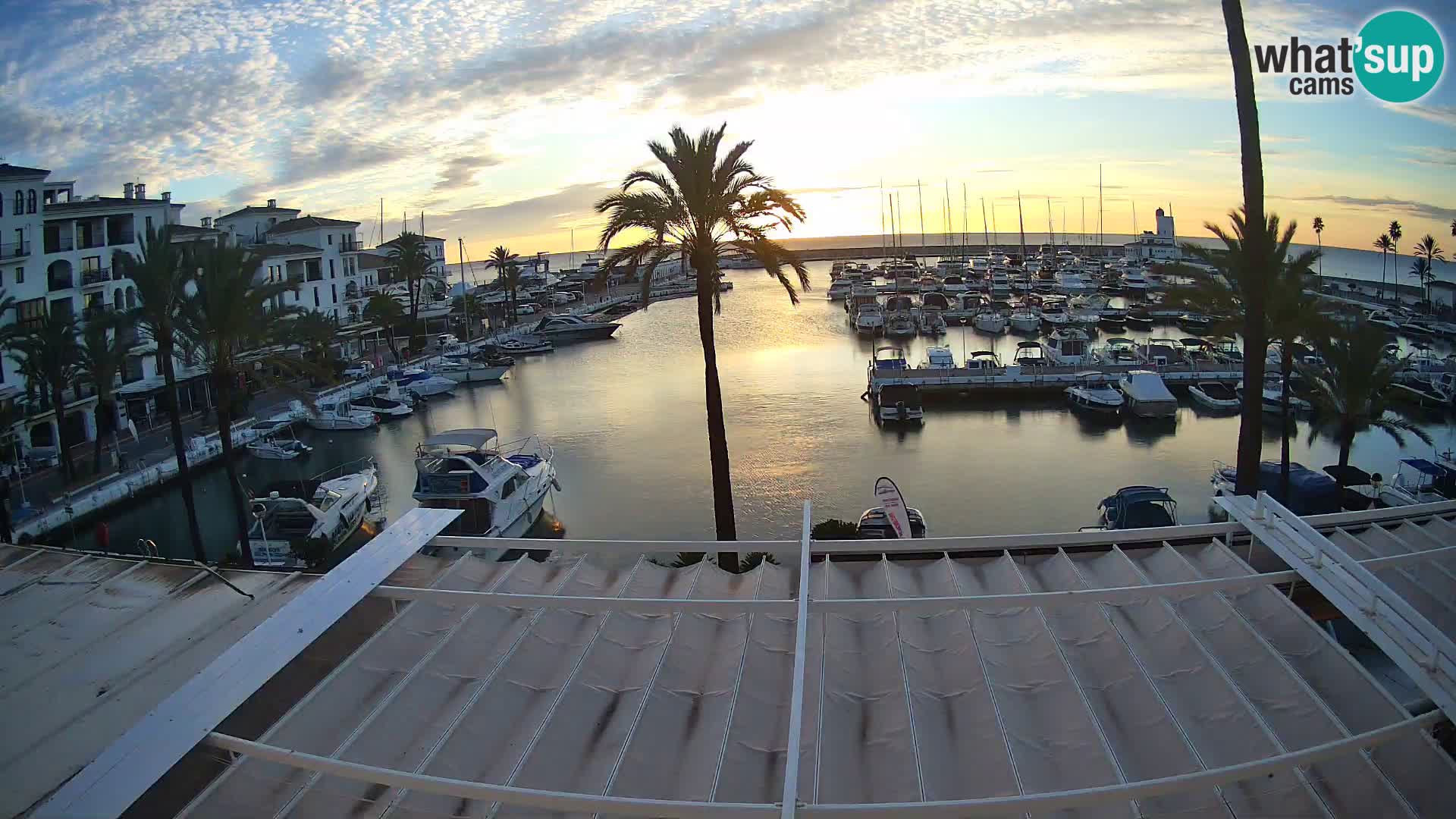 Live webcam Puerto de la Duquesa – Marina