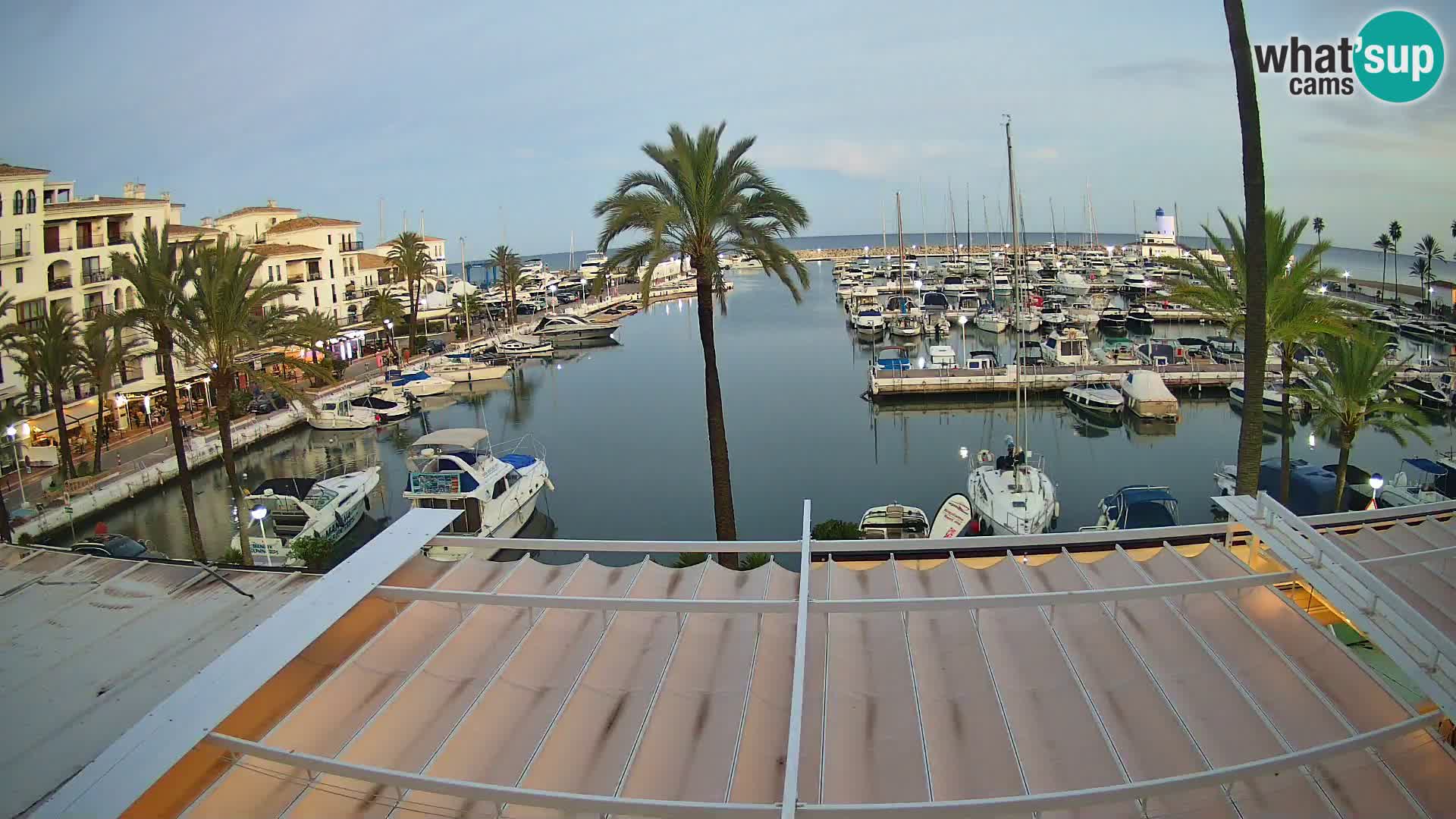 Live webcam Puerto de la Duquesa – Marina