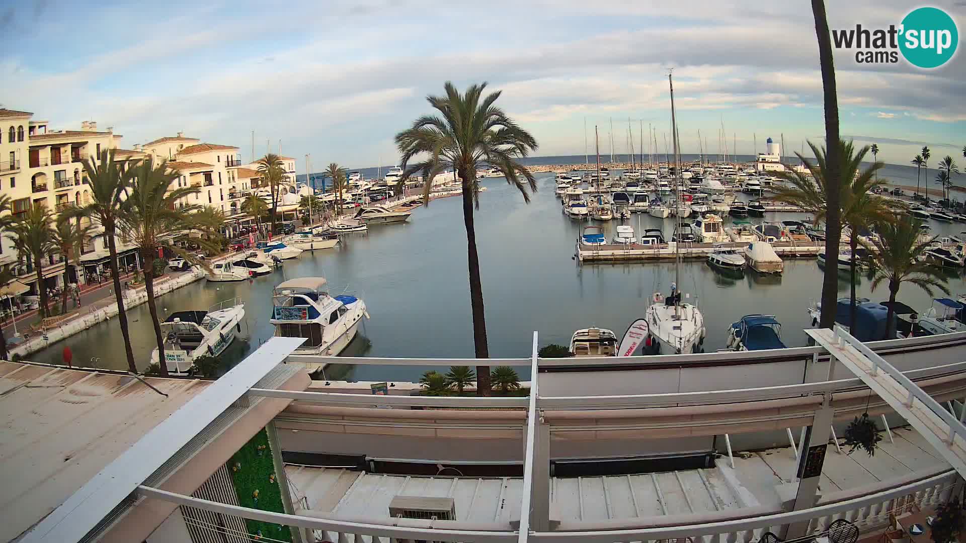 Live webcam Puerto de la Duquesa – Marina