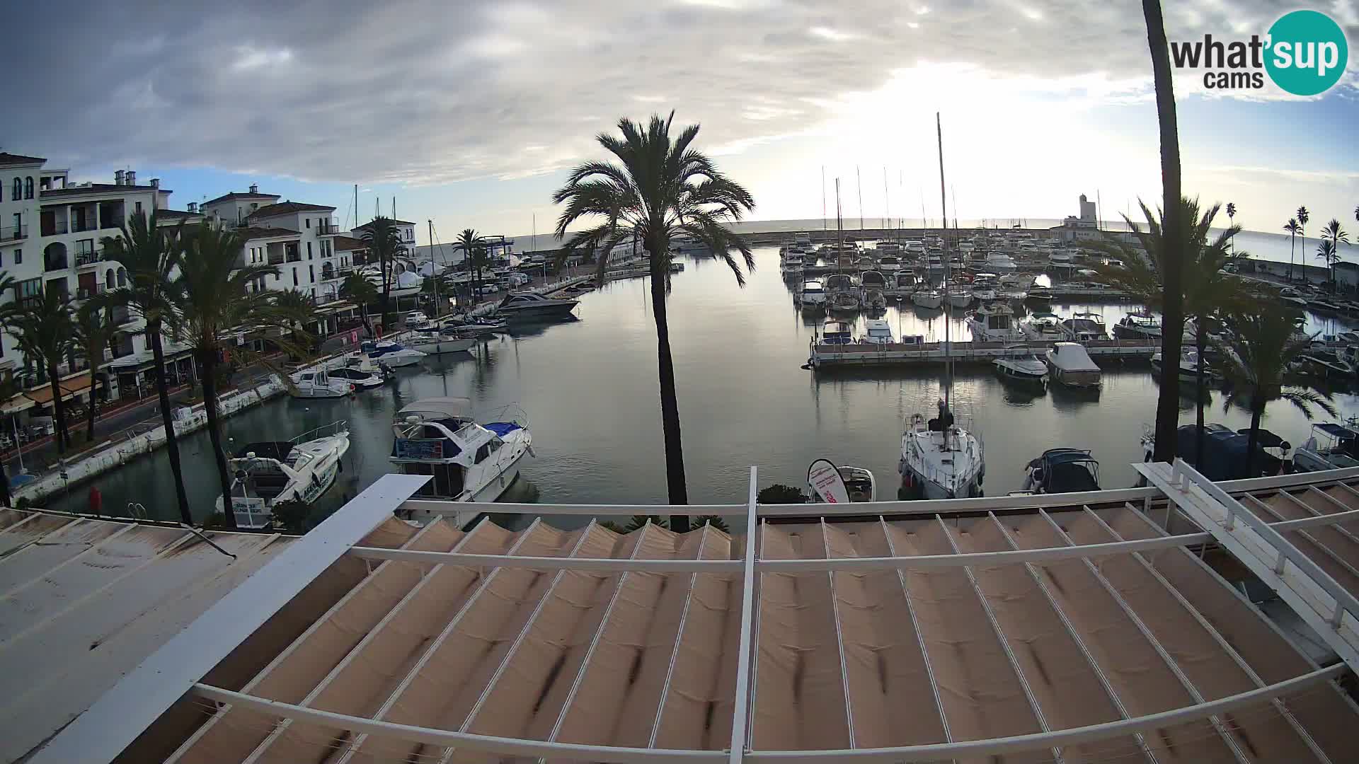 Live webcam Puerto de la Duquesa – Marina