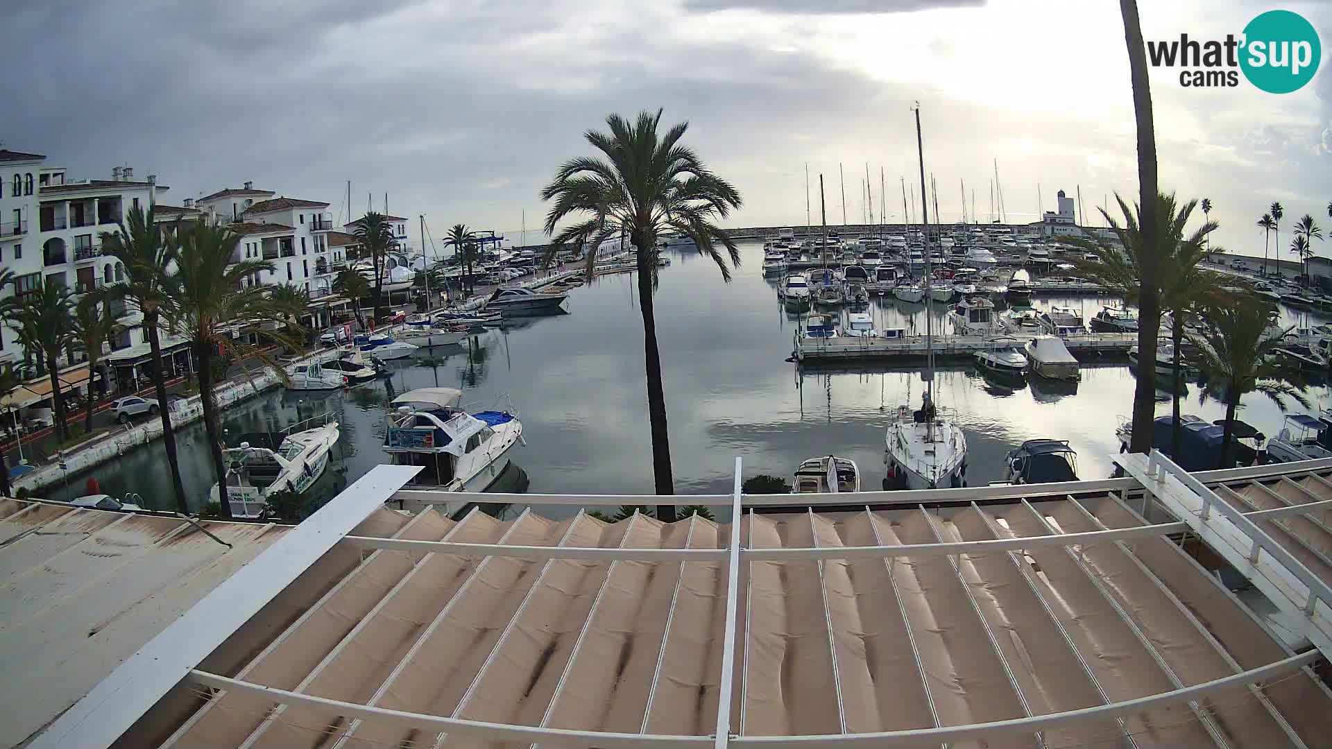 Live webcam Puerto de la Duquesa – Marina
