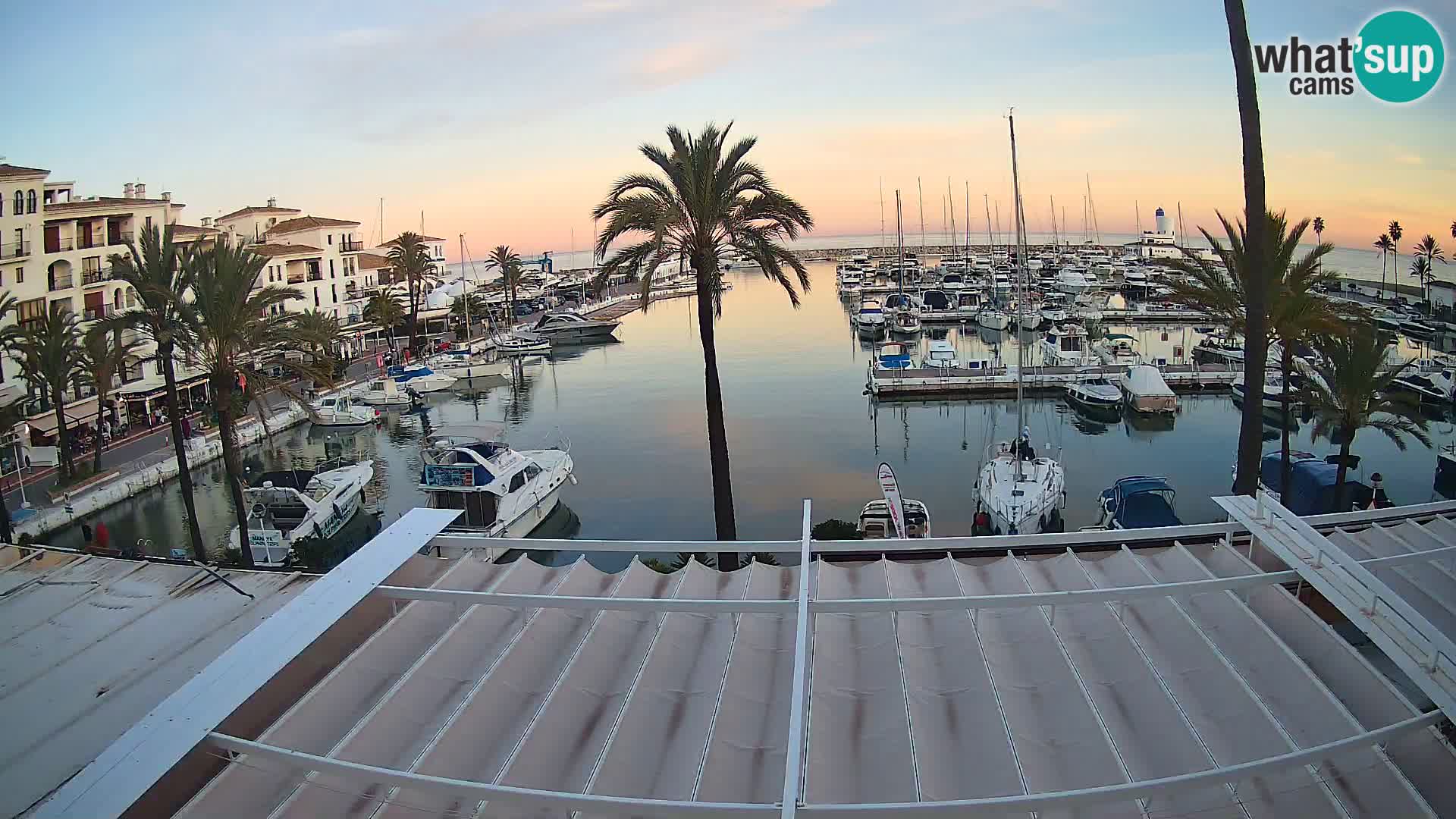 Live webcam Puerto de la Duquesa – Marina