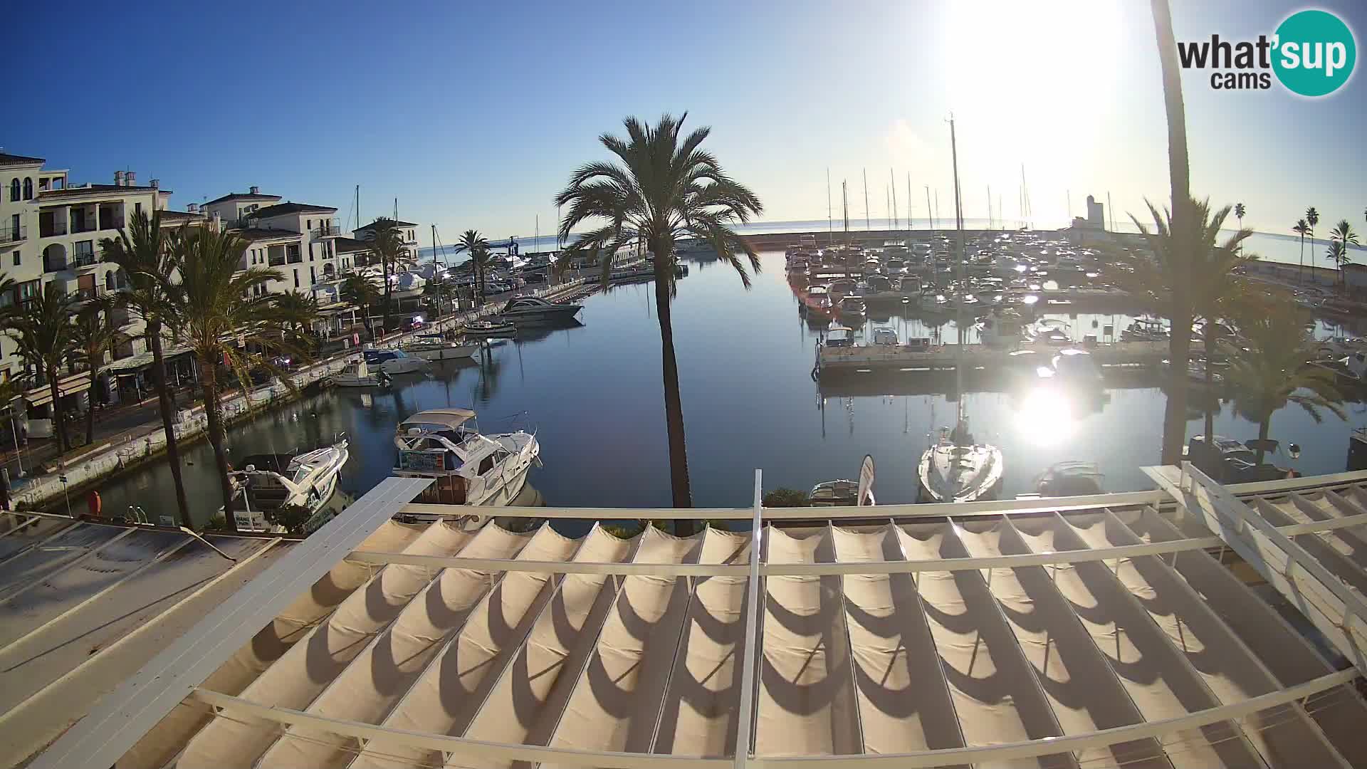 Live webcam Puerto de la Duquesa – Marina