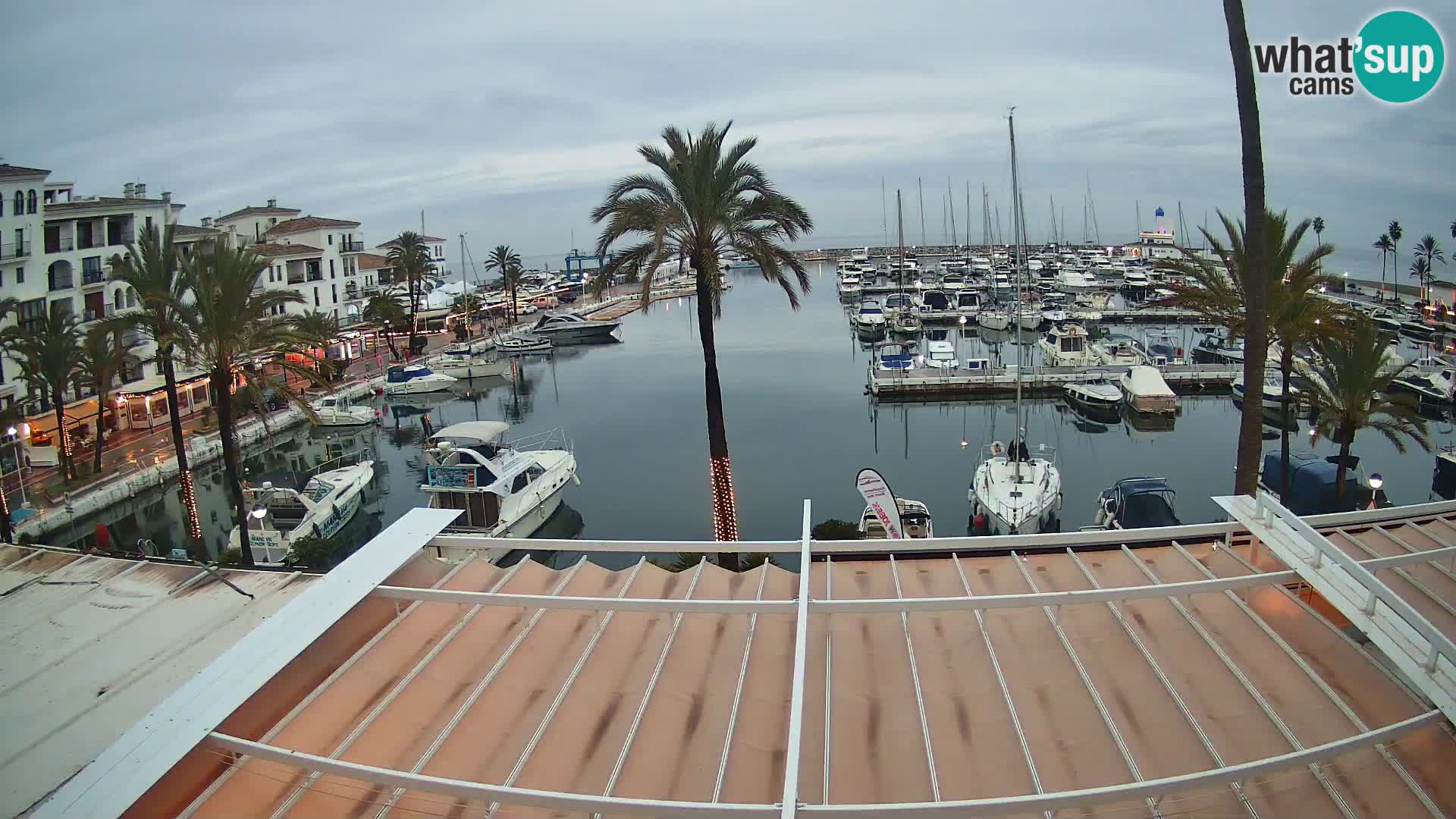 Puerto de la Duquesa webcam – Marina